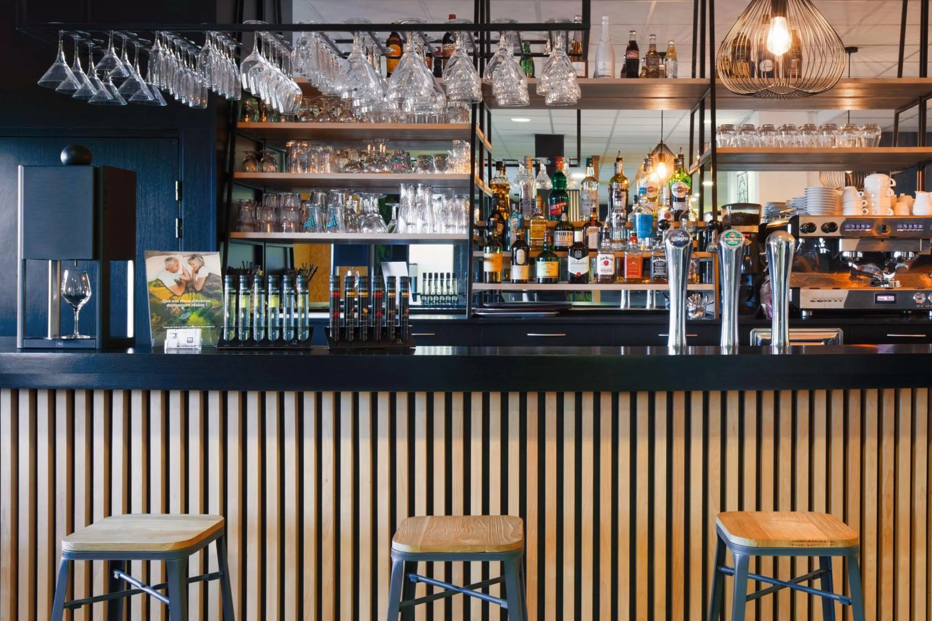 Restaurant/places to eat in Sure Hotel by Best Western Nantes Beaujoire