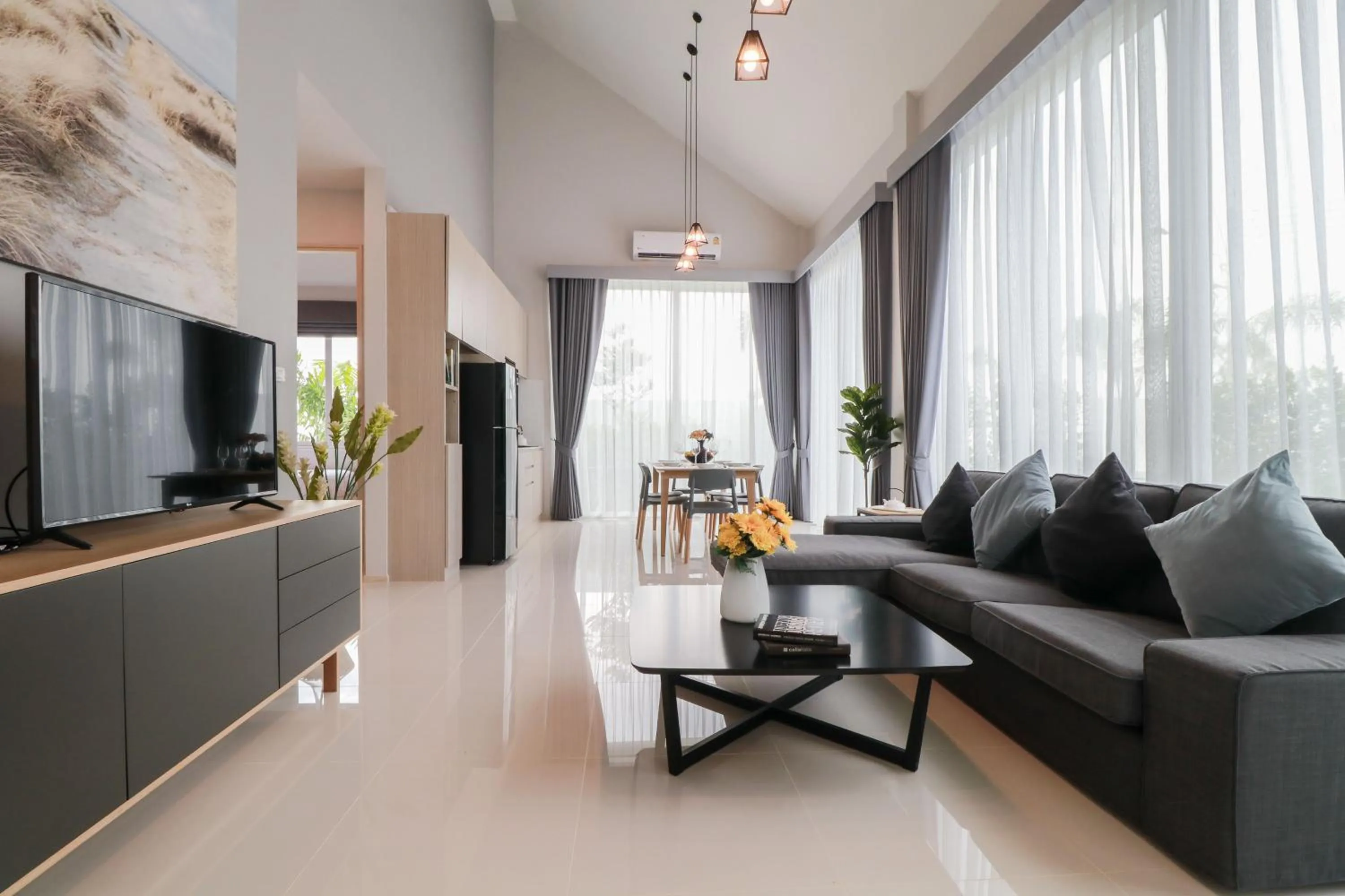 TV and multimedia in Chaum Haus Pool Villas