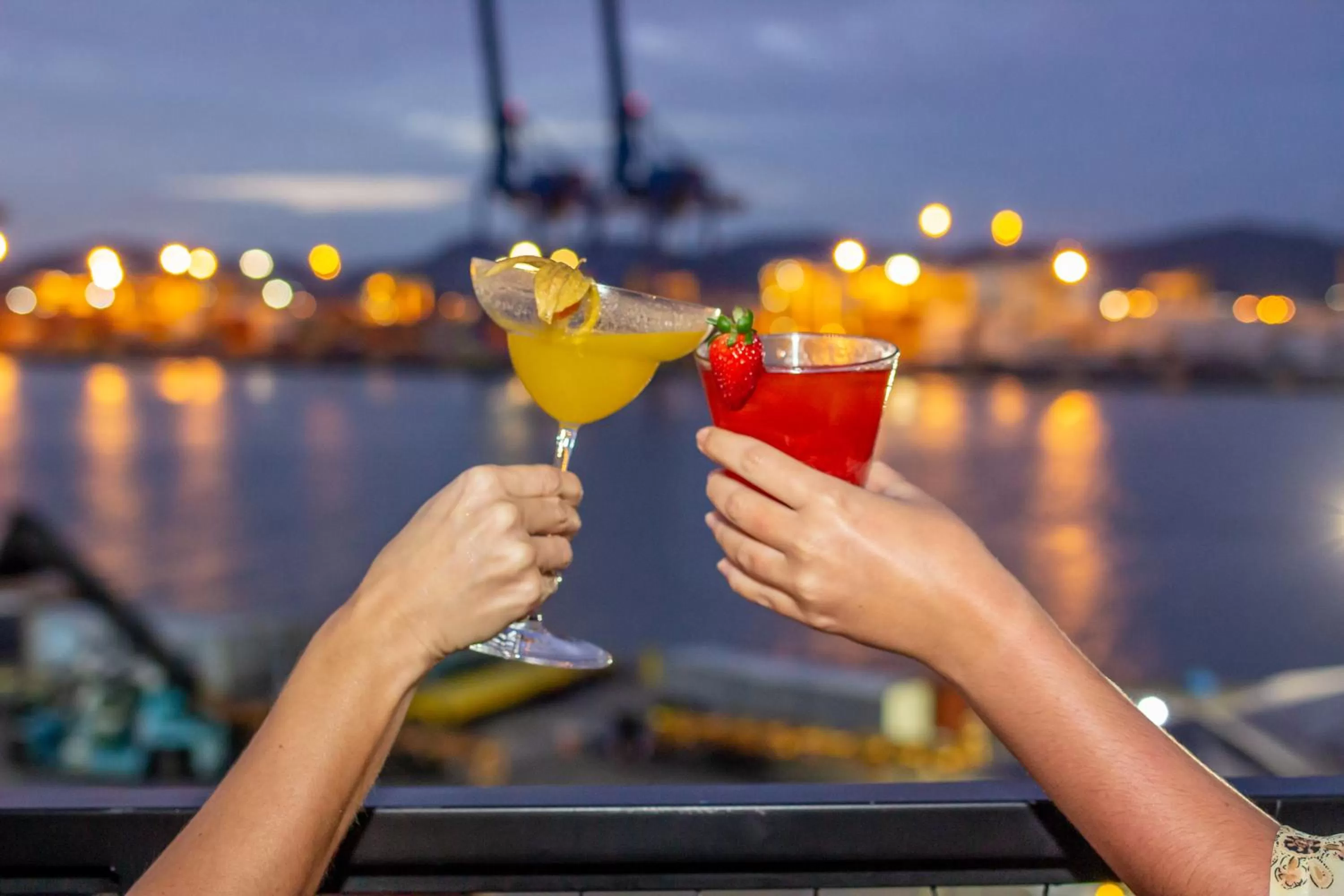 Night in Mercure Itajai Navegantes