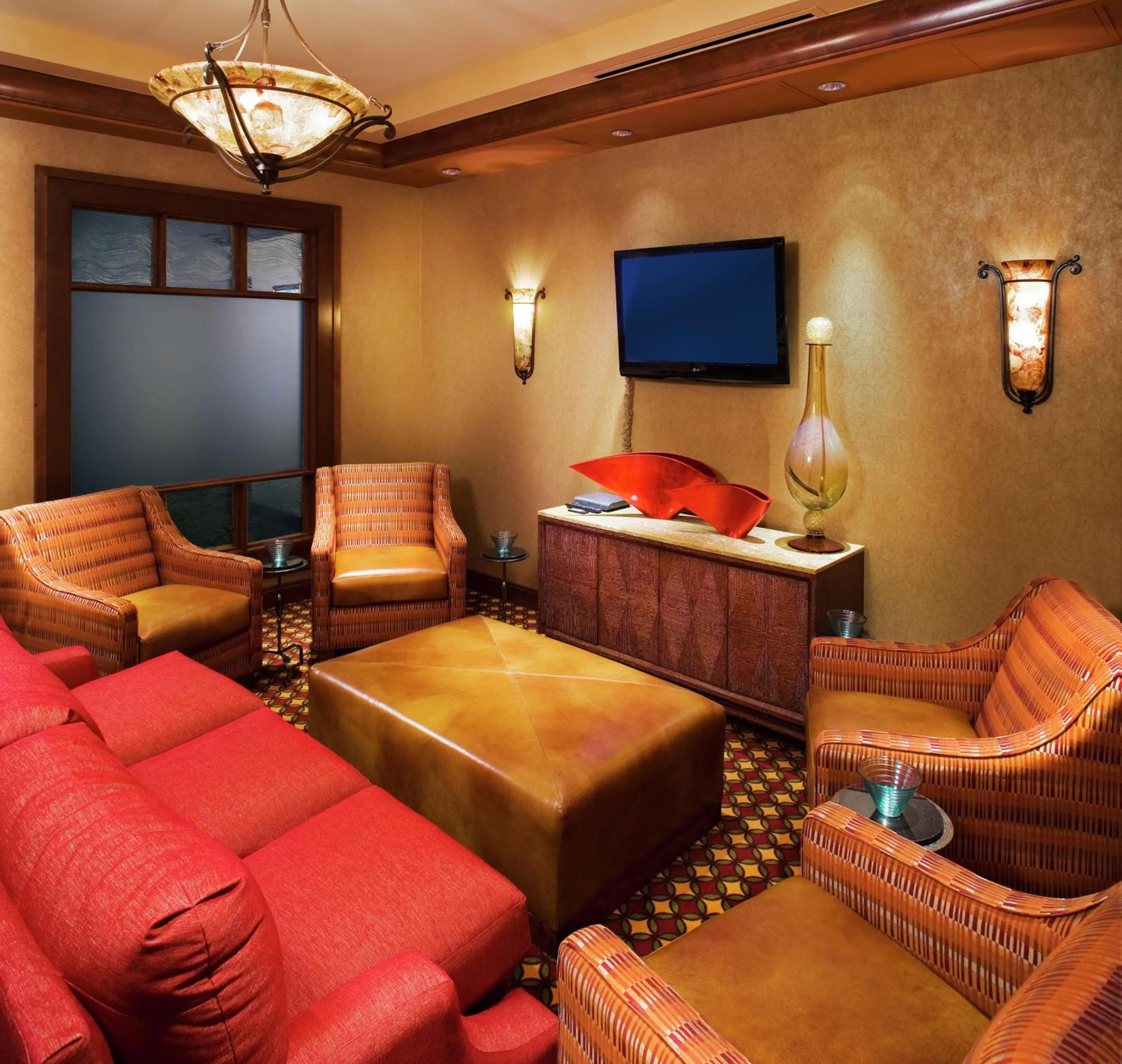 Restaurant/places to eat in Embassy Suites by Hilton Norman Hotel & Conference Center