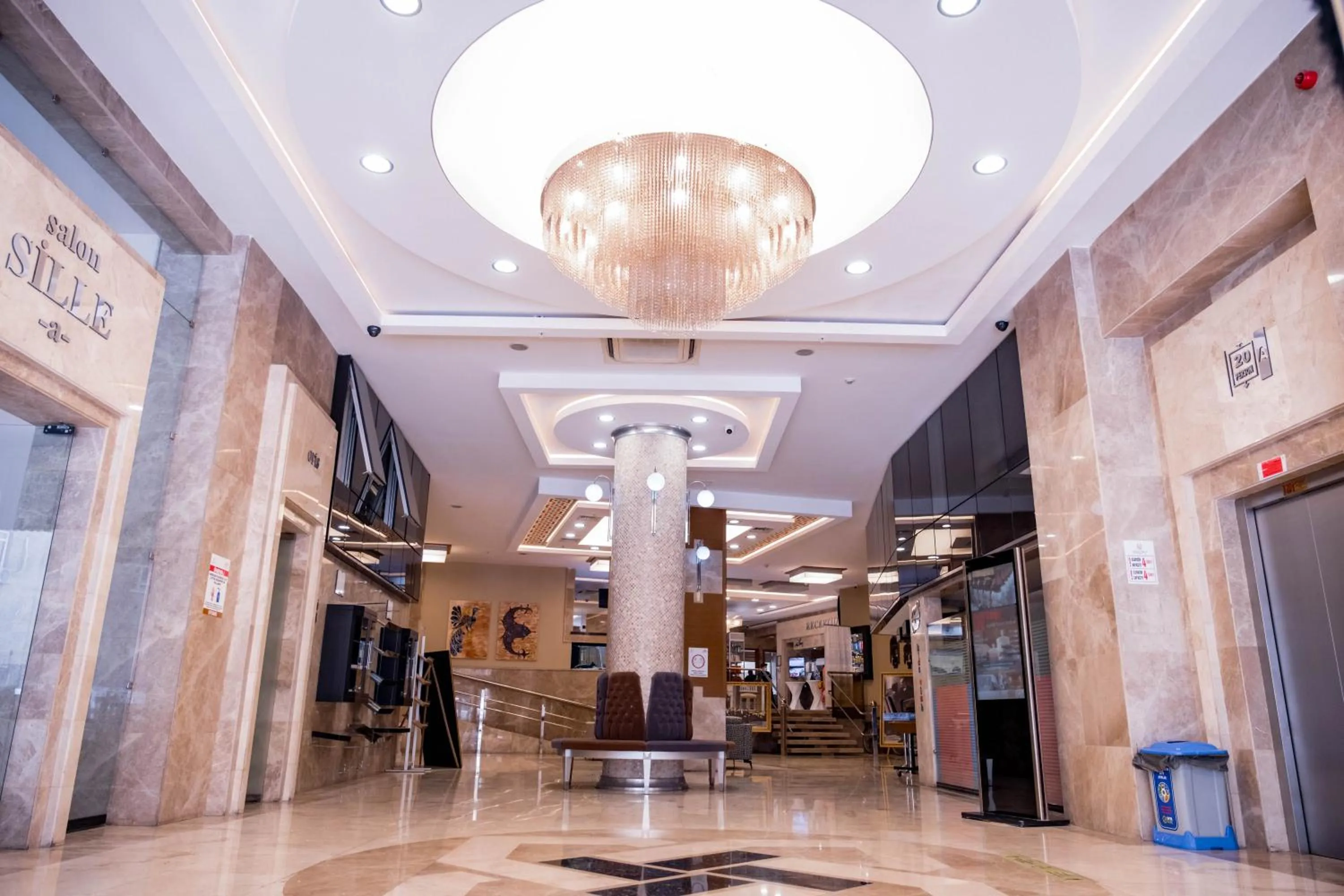 Lobby or reception in Selçuk Hotel