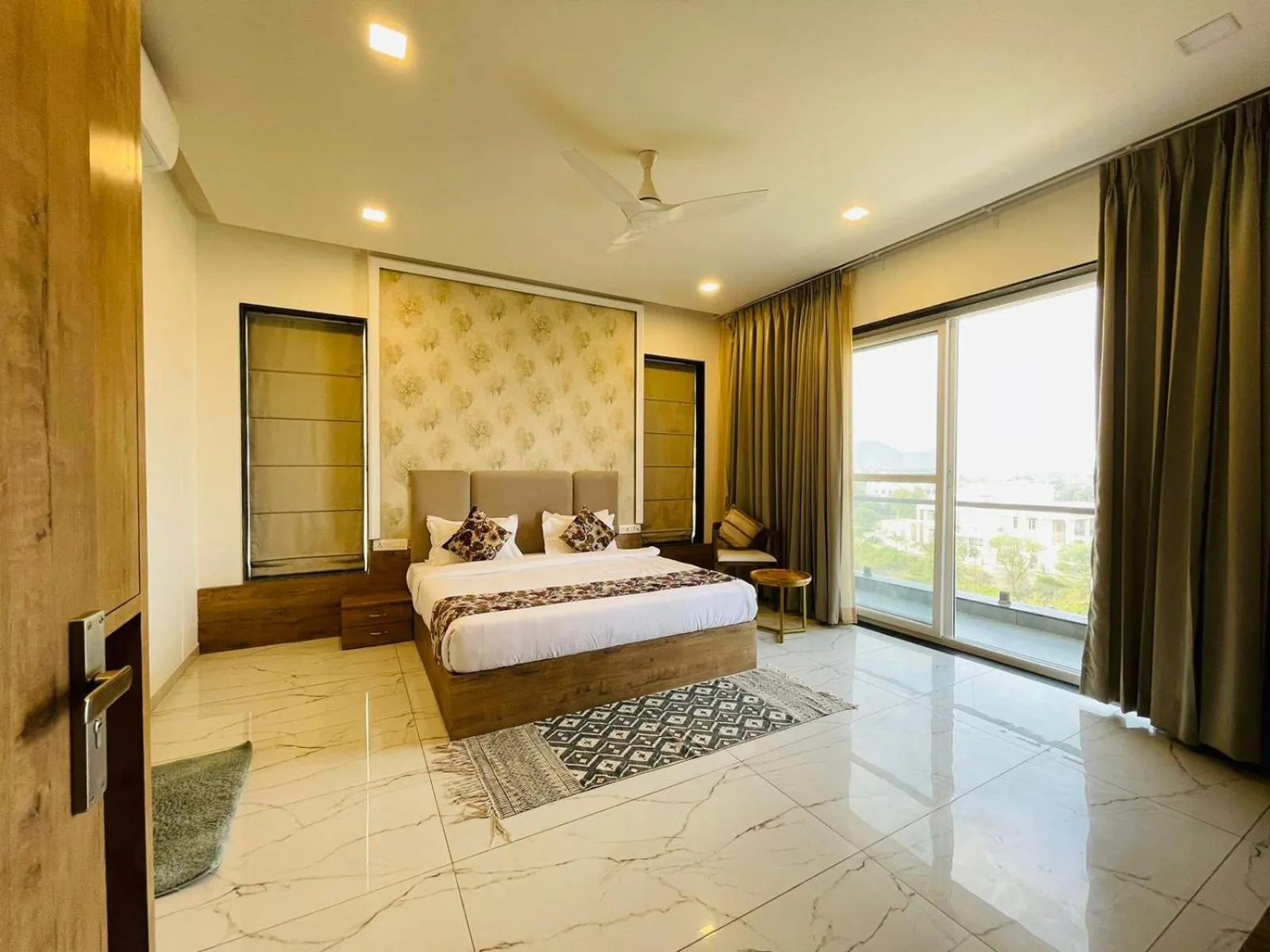 Bed in SURAMYA-A Luxury Boutique Hotel