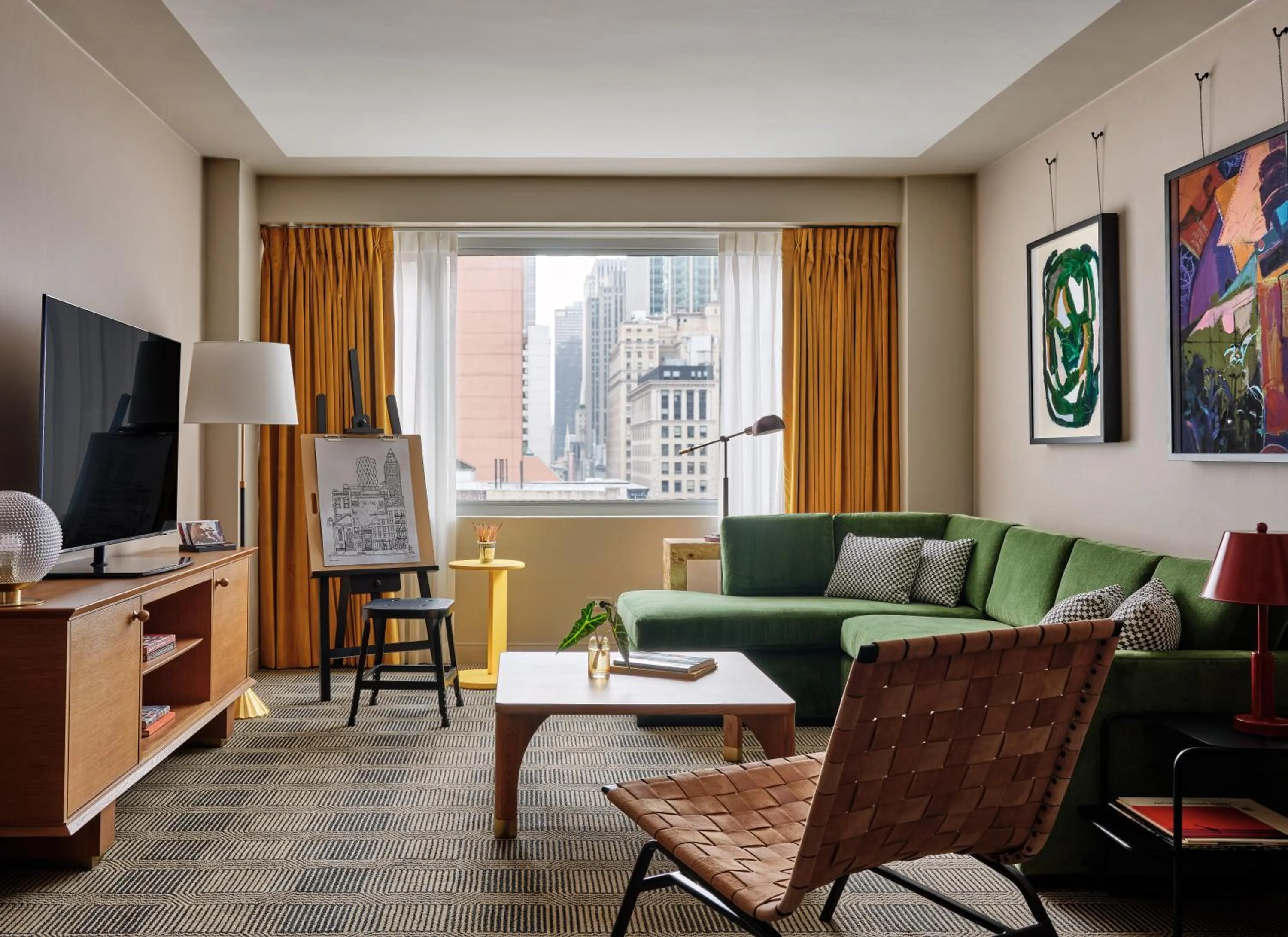 Living room in Romer Hell's Kitchen