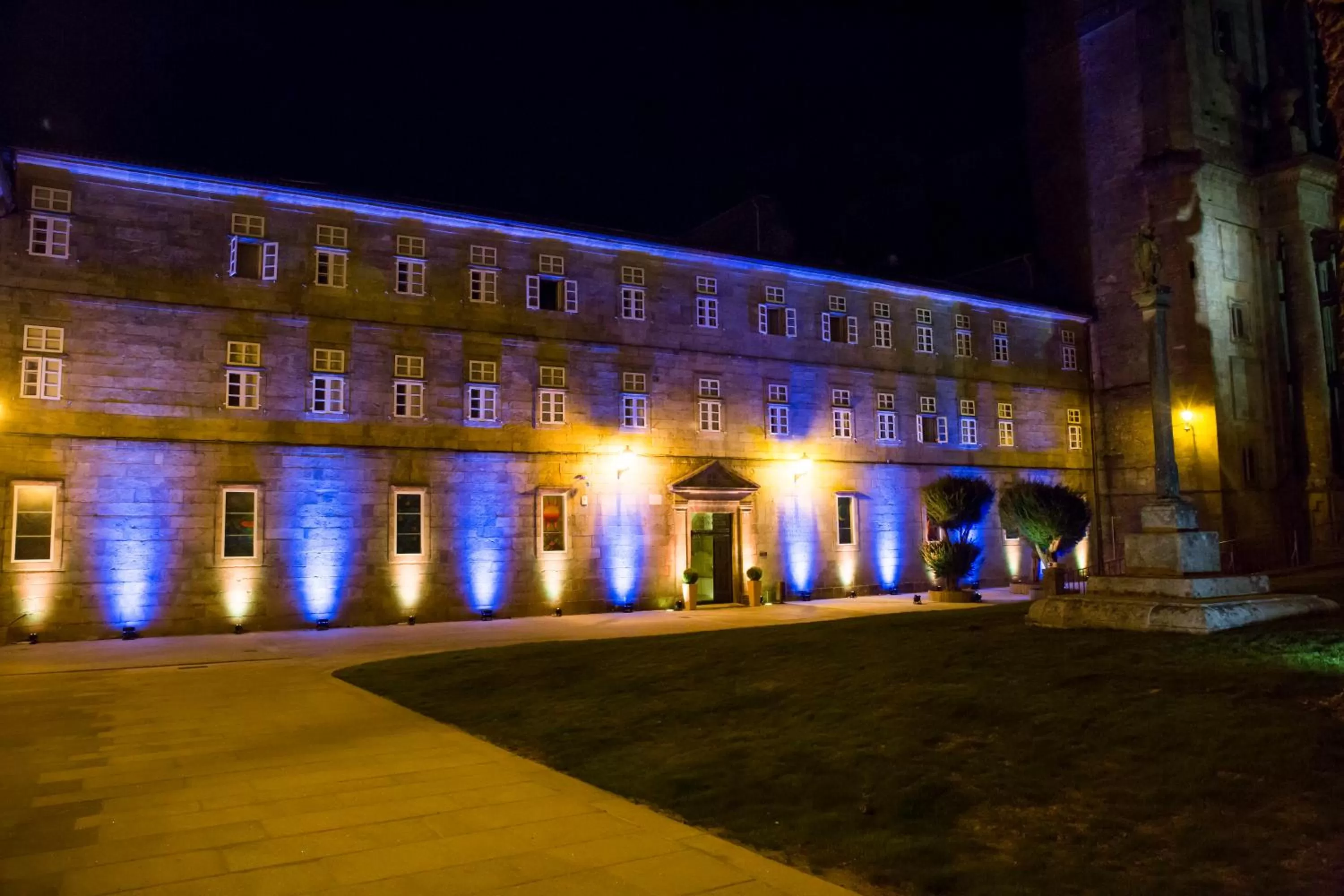Facade/entrance in San Francisco Hotel Monumento