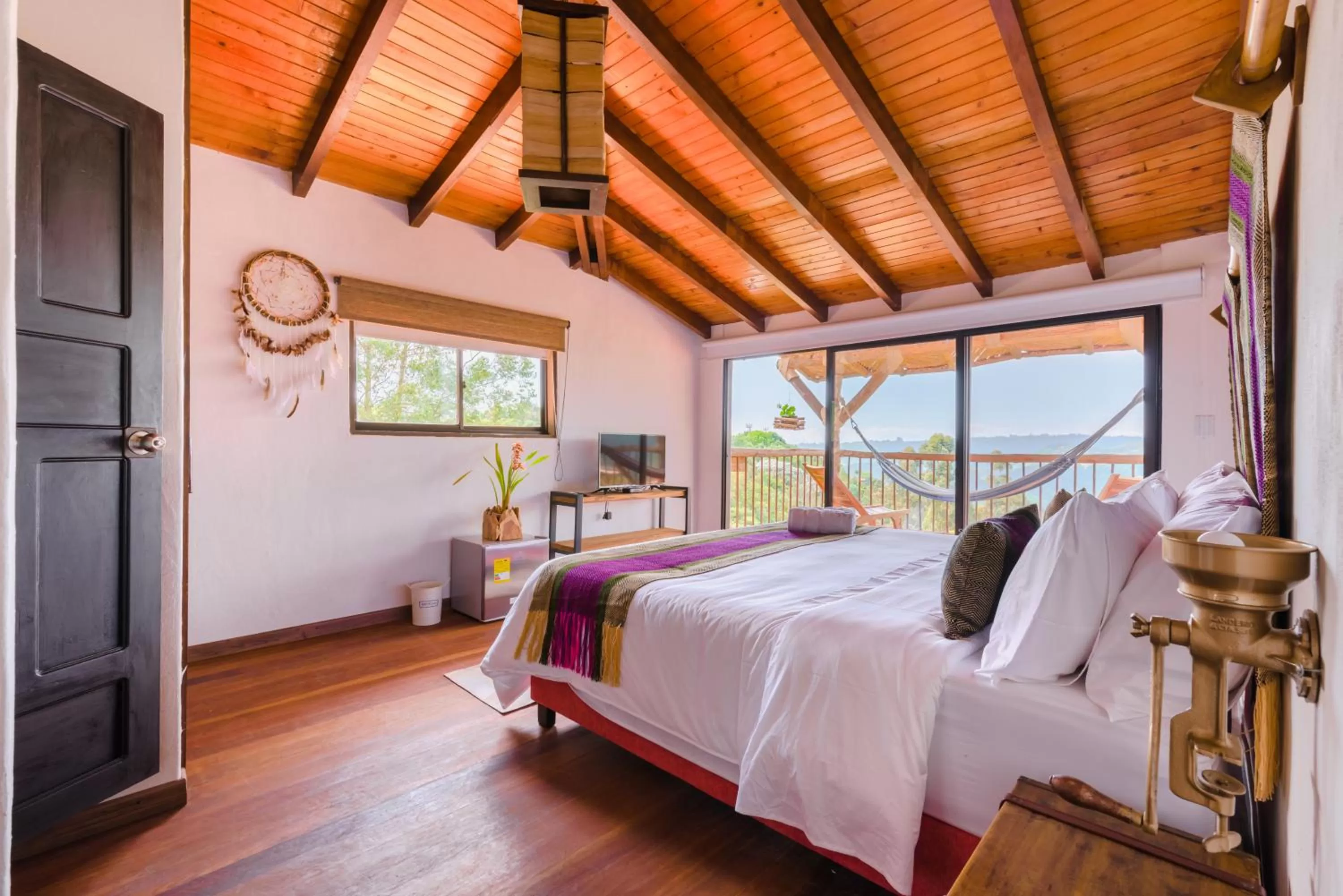 Photo of the whole room, Bed in Hotel Kawa Mountain Retreat