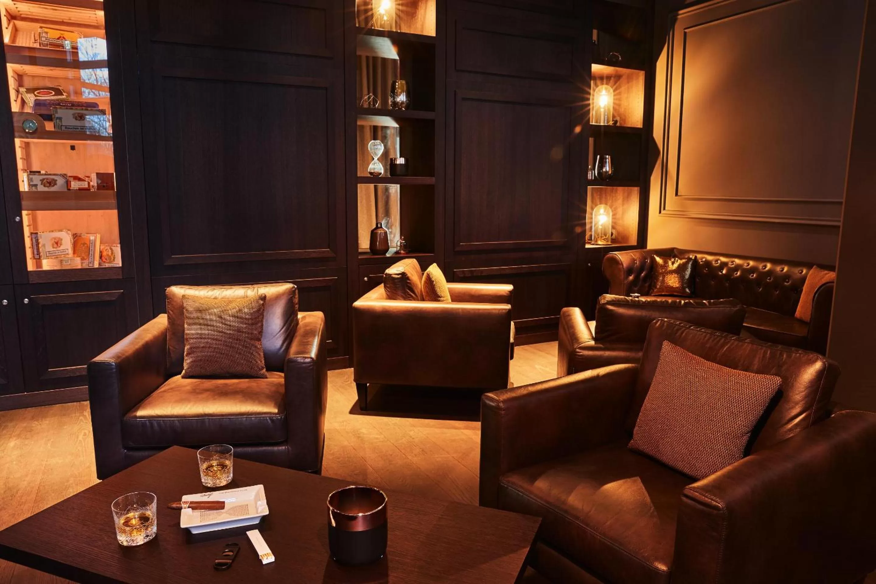 Lounge or bar in Steigenberger Hotel München