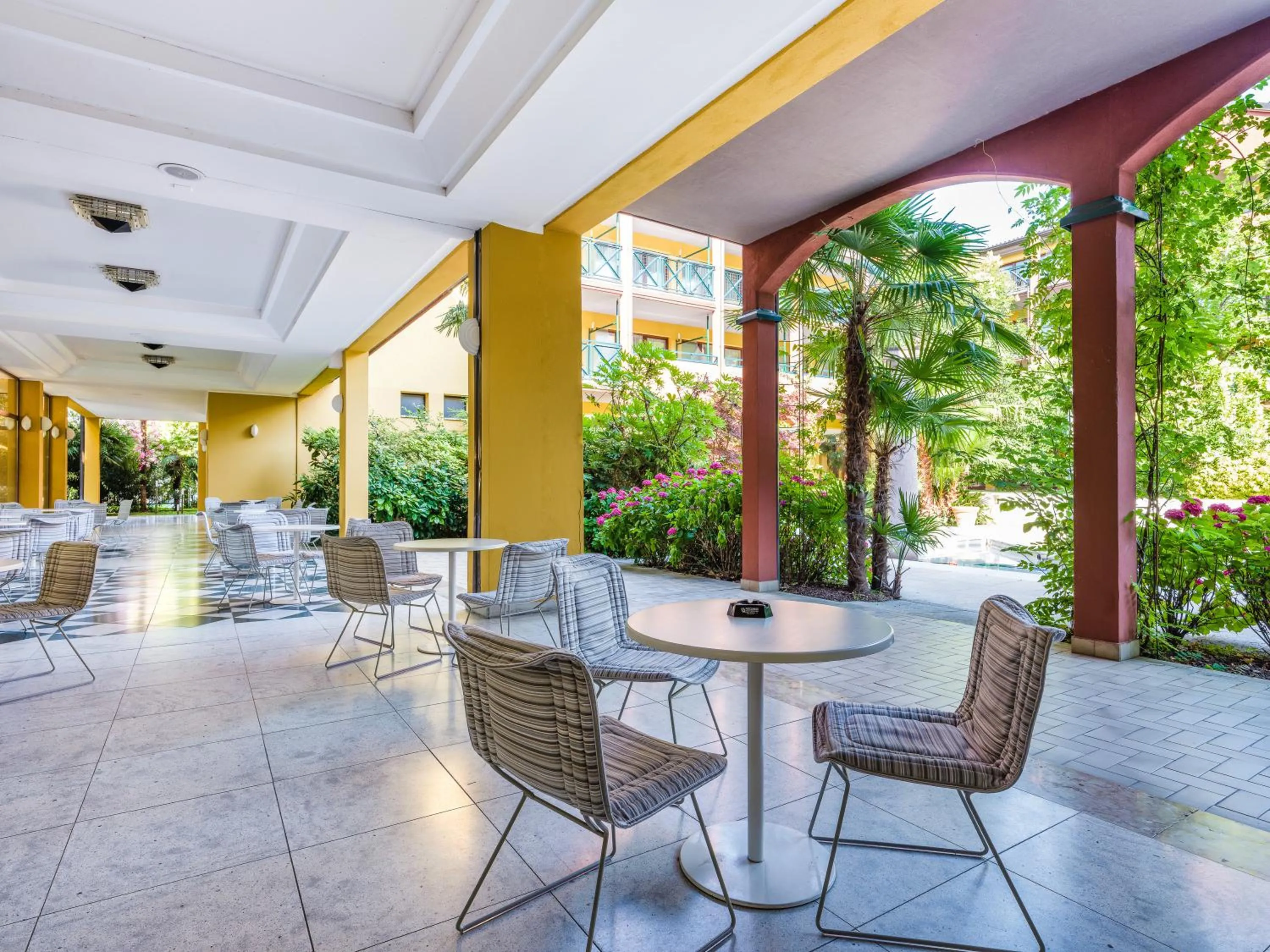 Patio in Parc Hotel Gritti