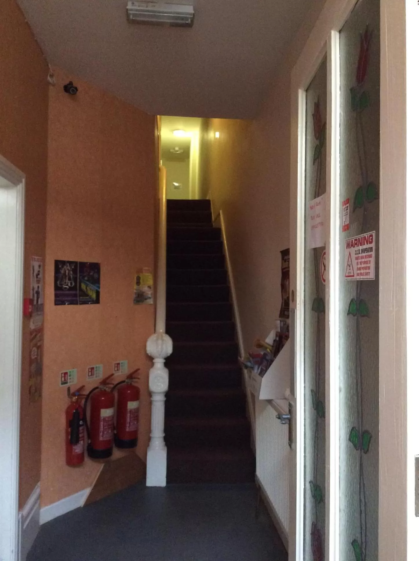 Area and facilities in The Blue Moon