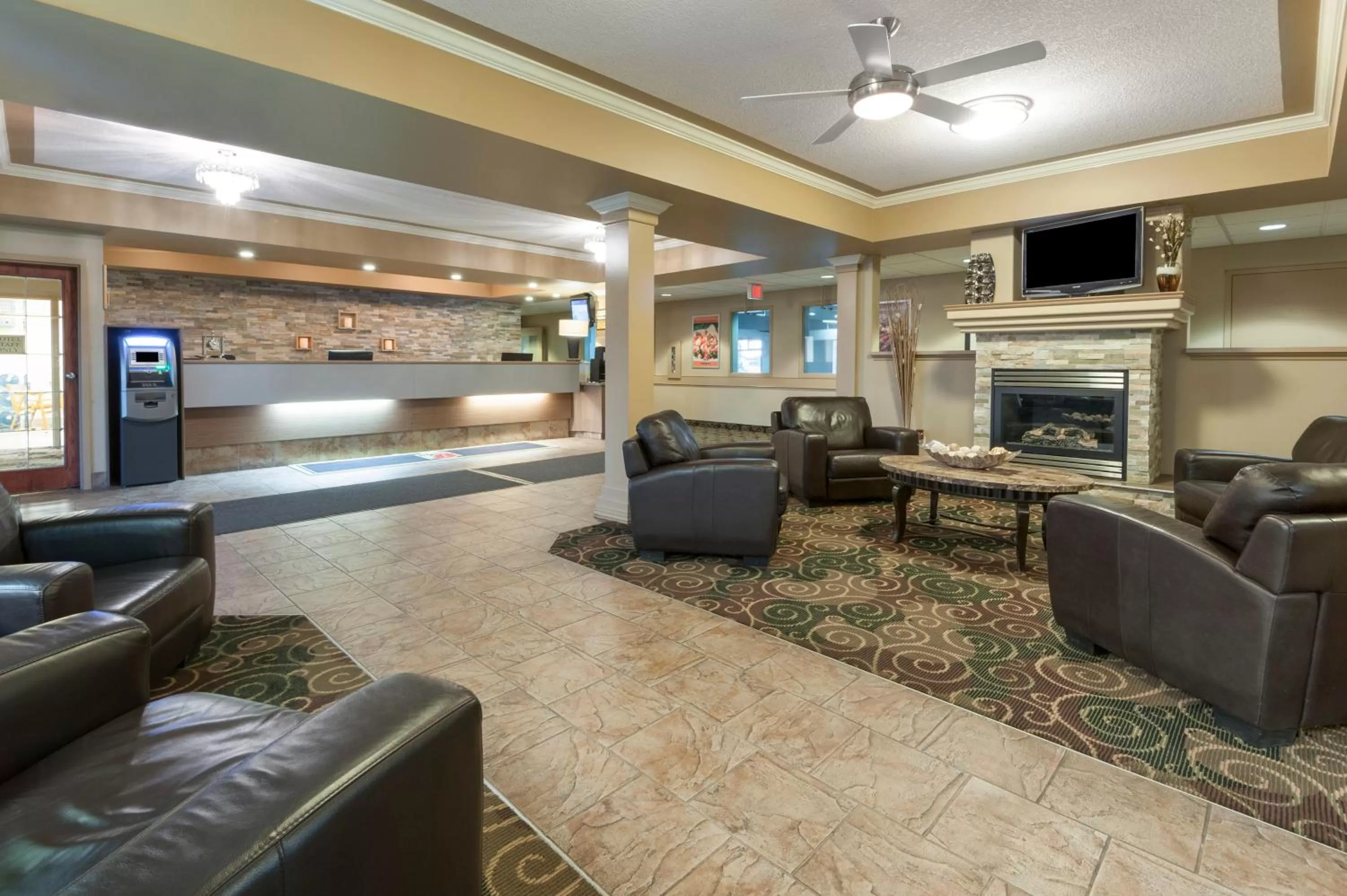 Lobby or reception in Super 8 by Wyndham Fort Saskatchewan