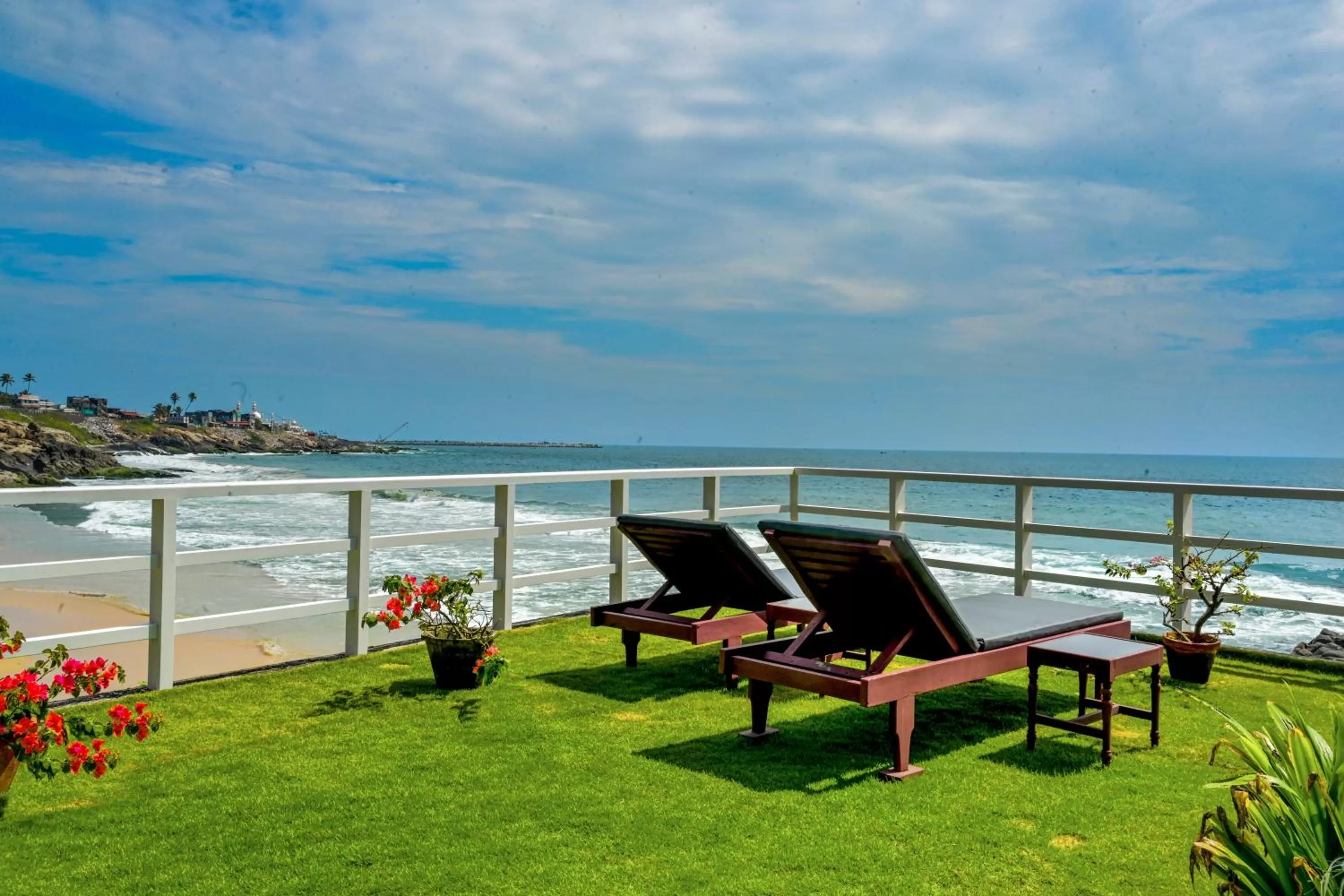 Garden in Rockholm at the Light House Beach