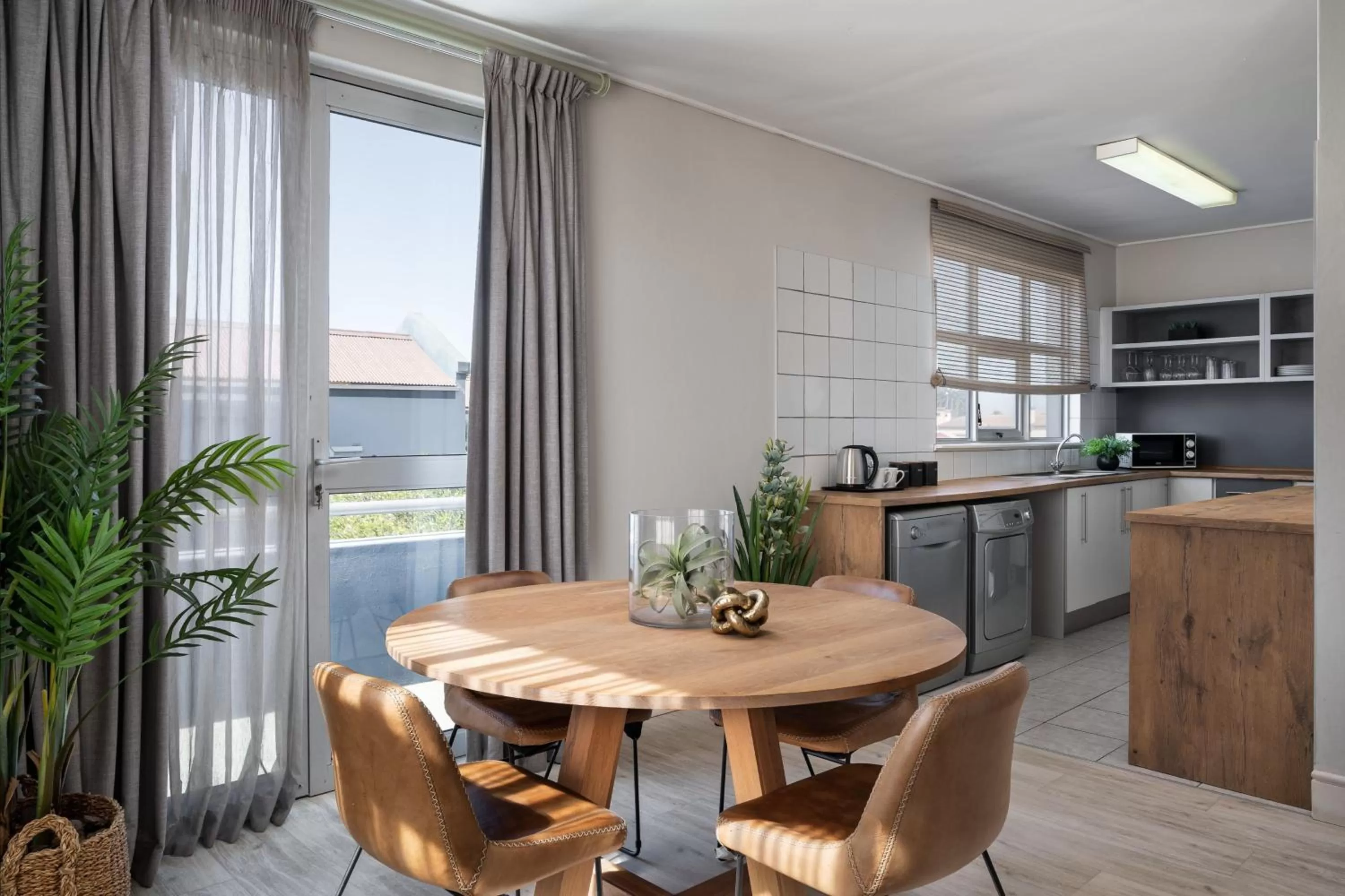 Kitchen or kitchenette in Protea Hotel by Marriott Walvis Bay Indongo