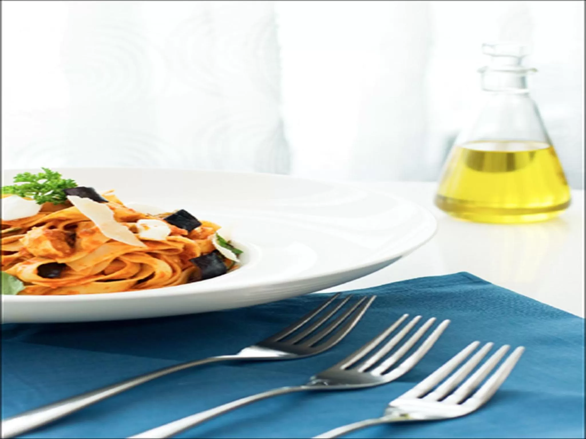 Food in The Raintree, Anna Salai