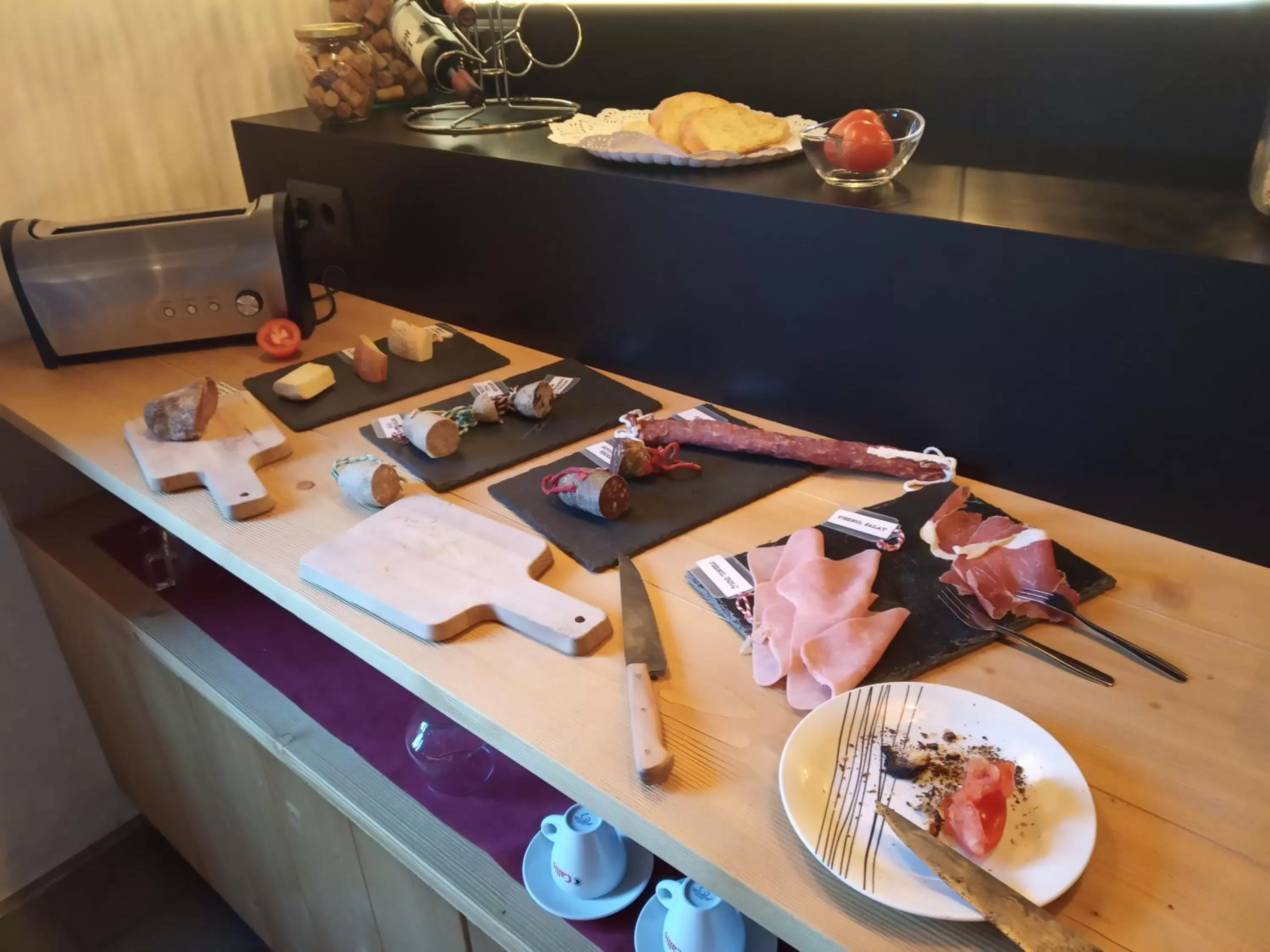 Restaurant/places to eat in CAN MENCIÓ - Plaça Major