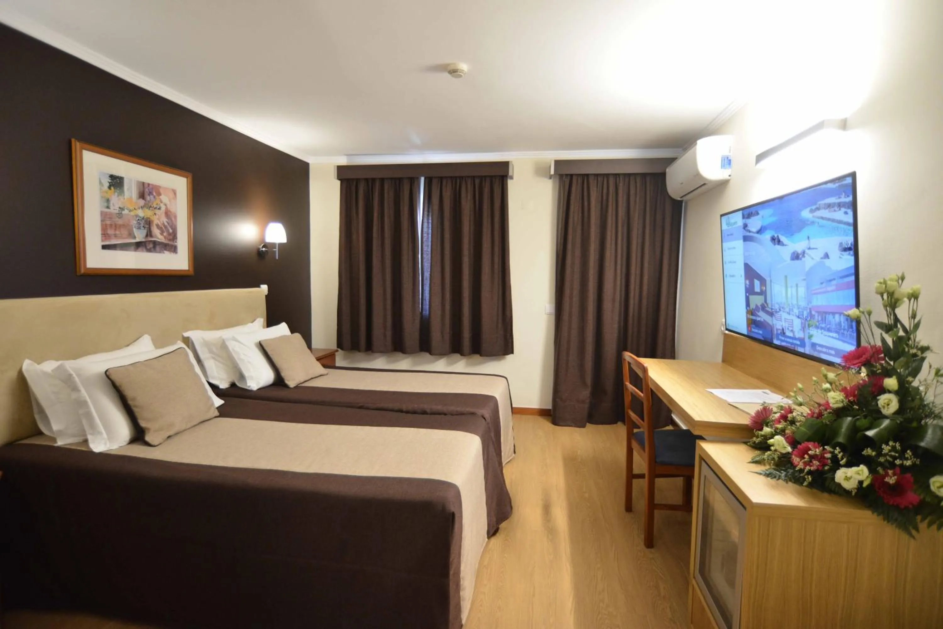 TV and multimedia, Bed in Hotel Salgueiro