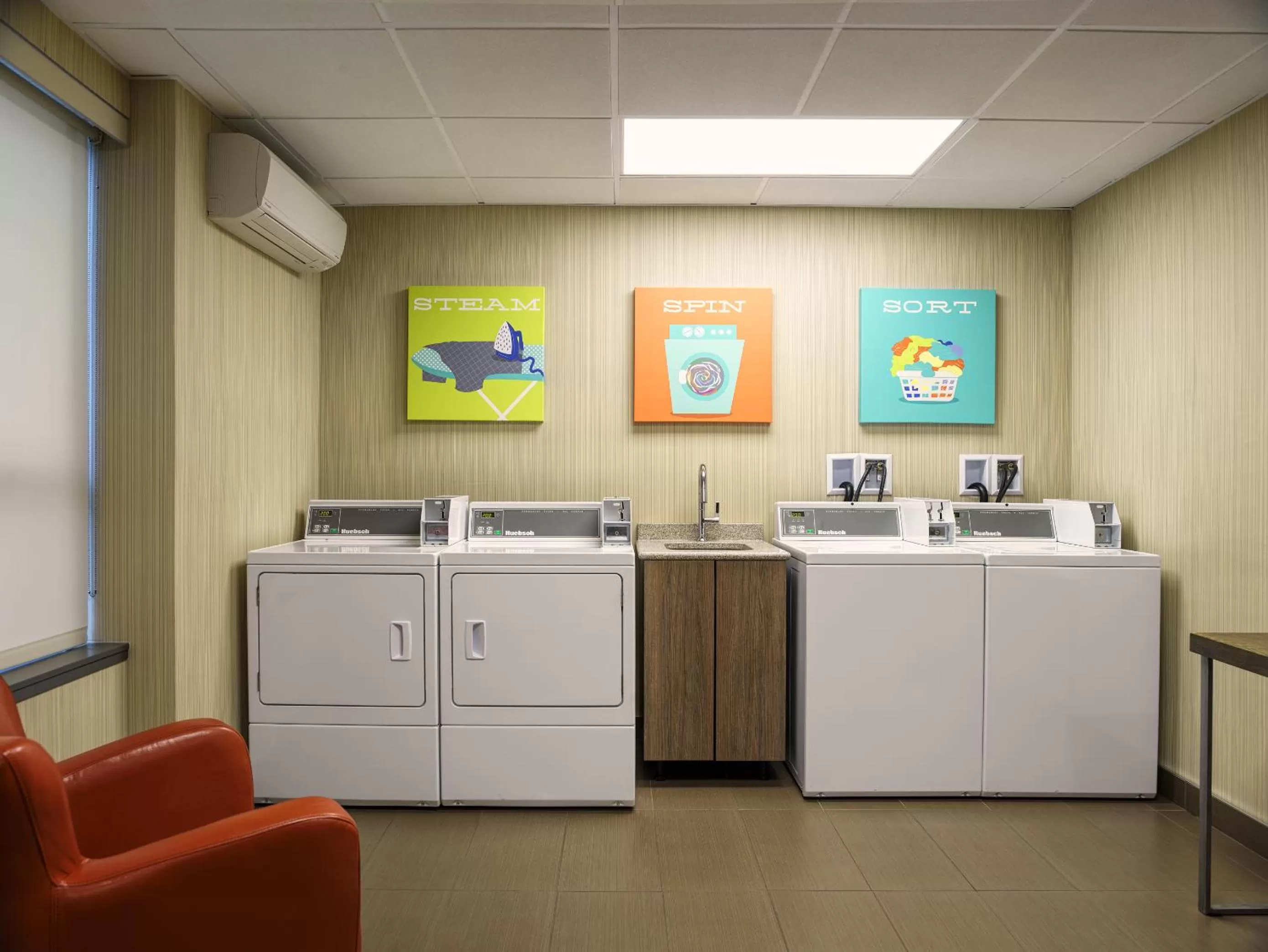 Area and facilities in BEST WESTERN PLUS Carlton Plaza Hotel