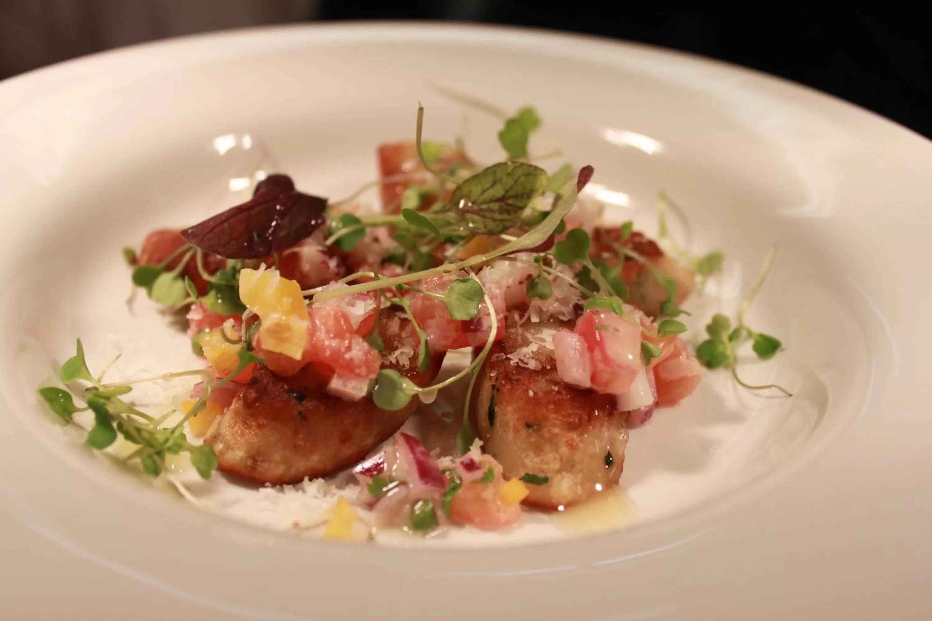 Restaurant/places to eat in Mackays Hotel