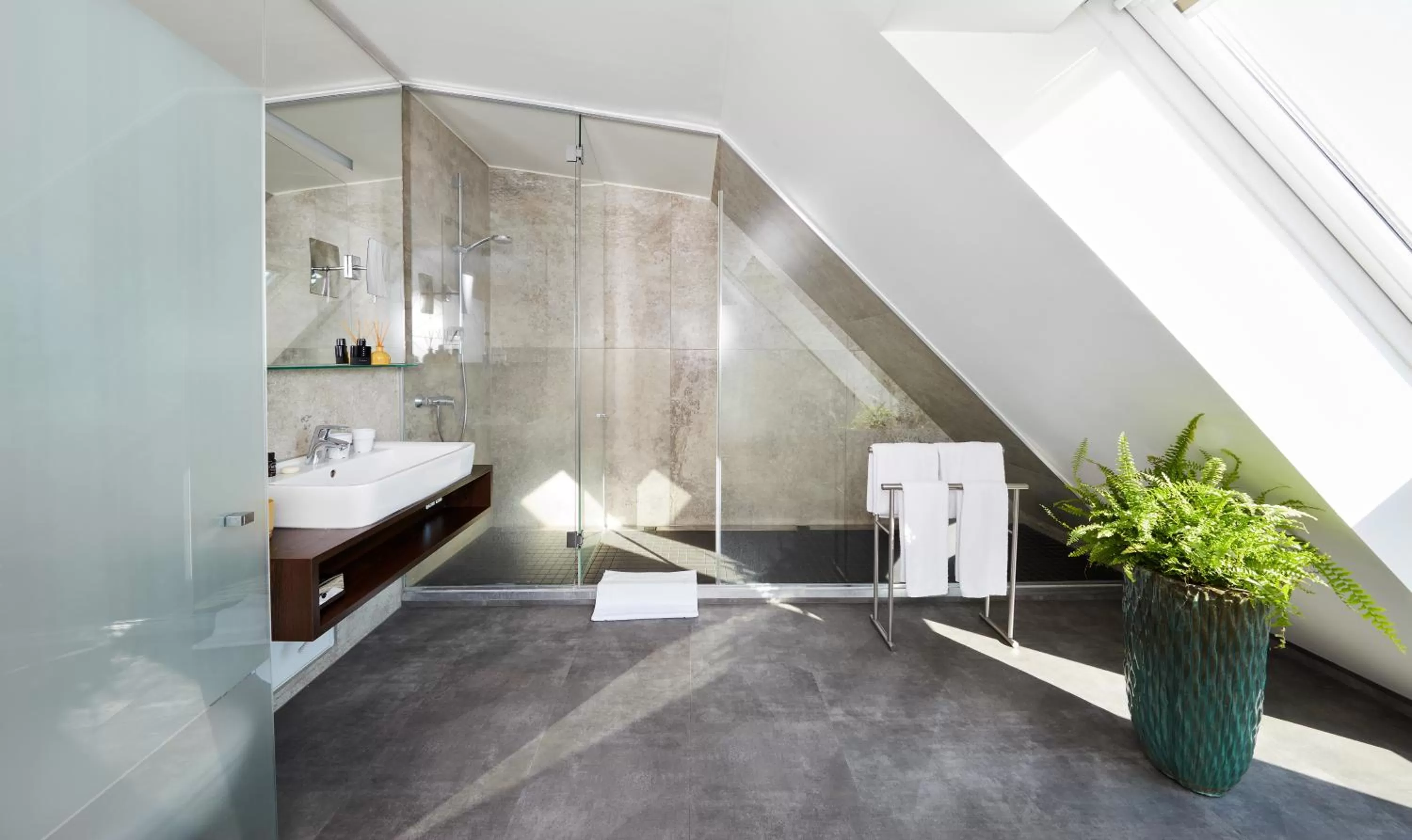 Bathroom in Living Hotel Das Viktualienmarkt