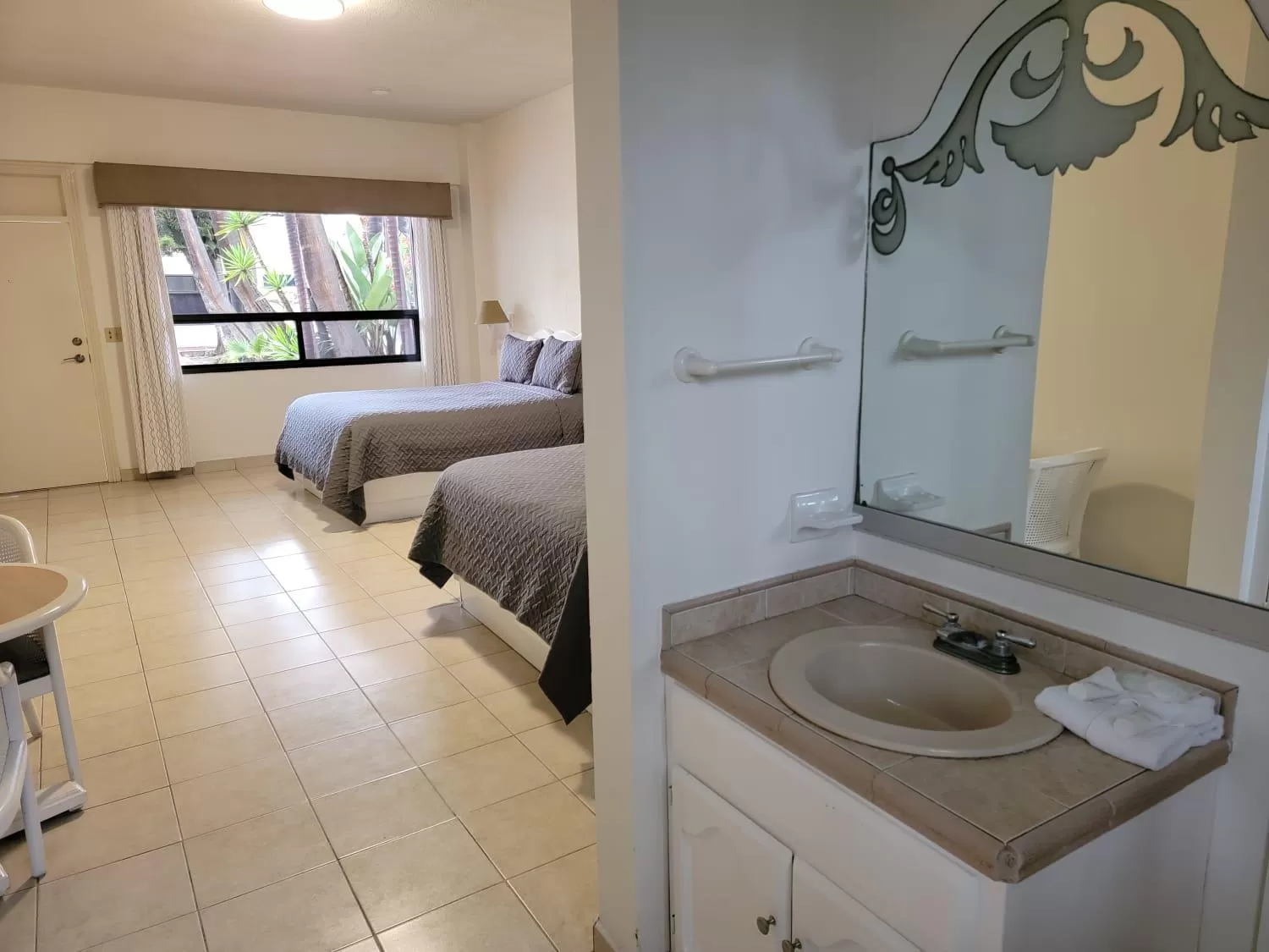 Photo of the whole room, Bed in Hotel Paraiso Las Palmas