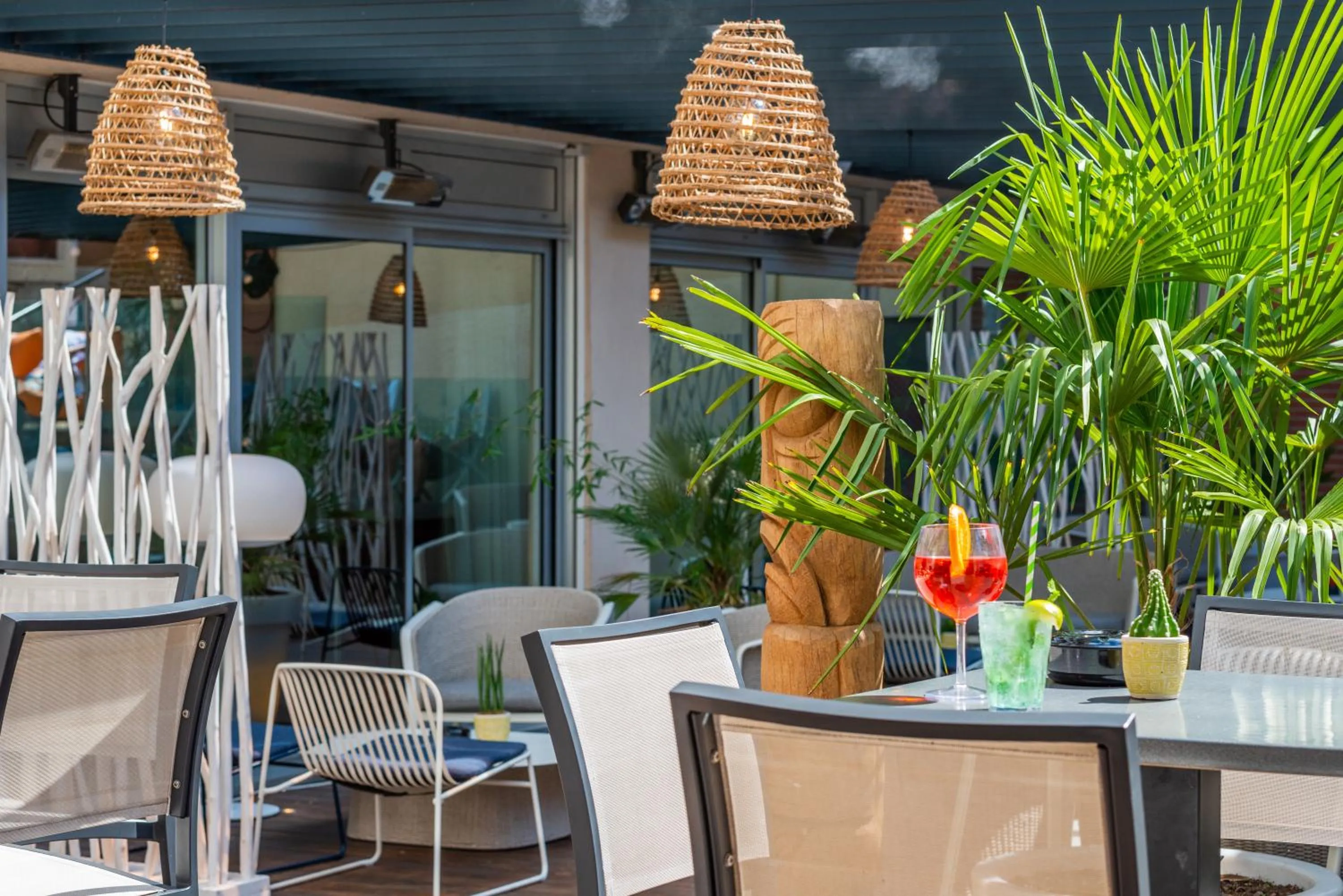 Patio in Mercure Toulouse Centre Saint-Georges