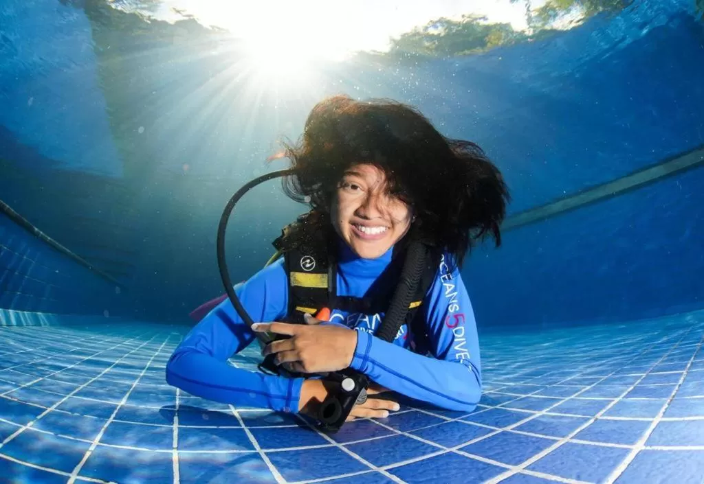 Oceans 5 Dive Resort