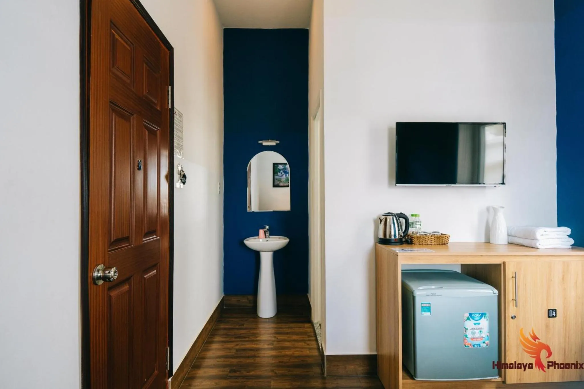 TV and multimedia, TV/Entertainment Center in Himalaya Phoenix Hotel