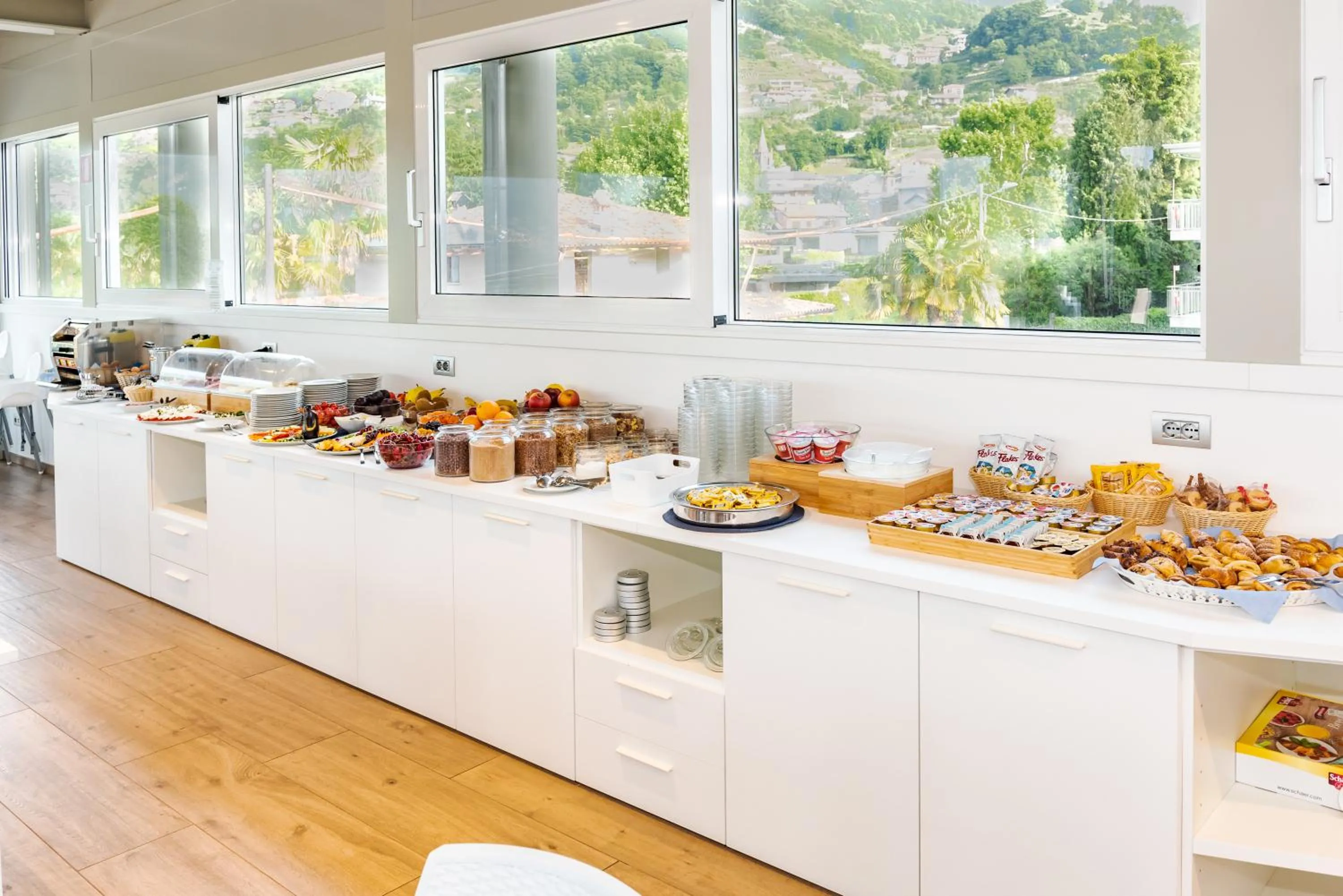 Breakfast in Hotel Vischi