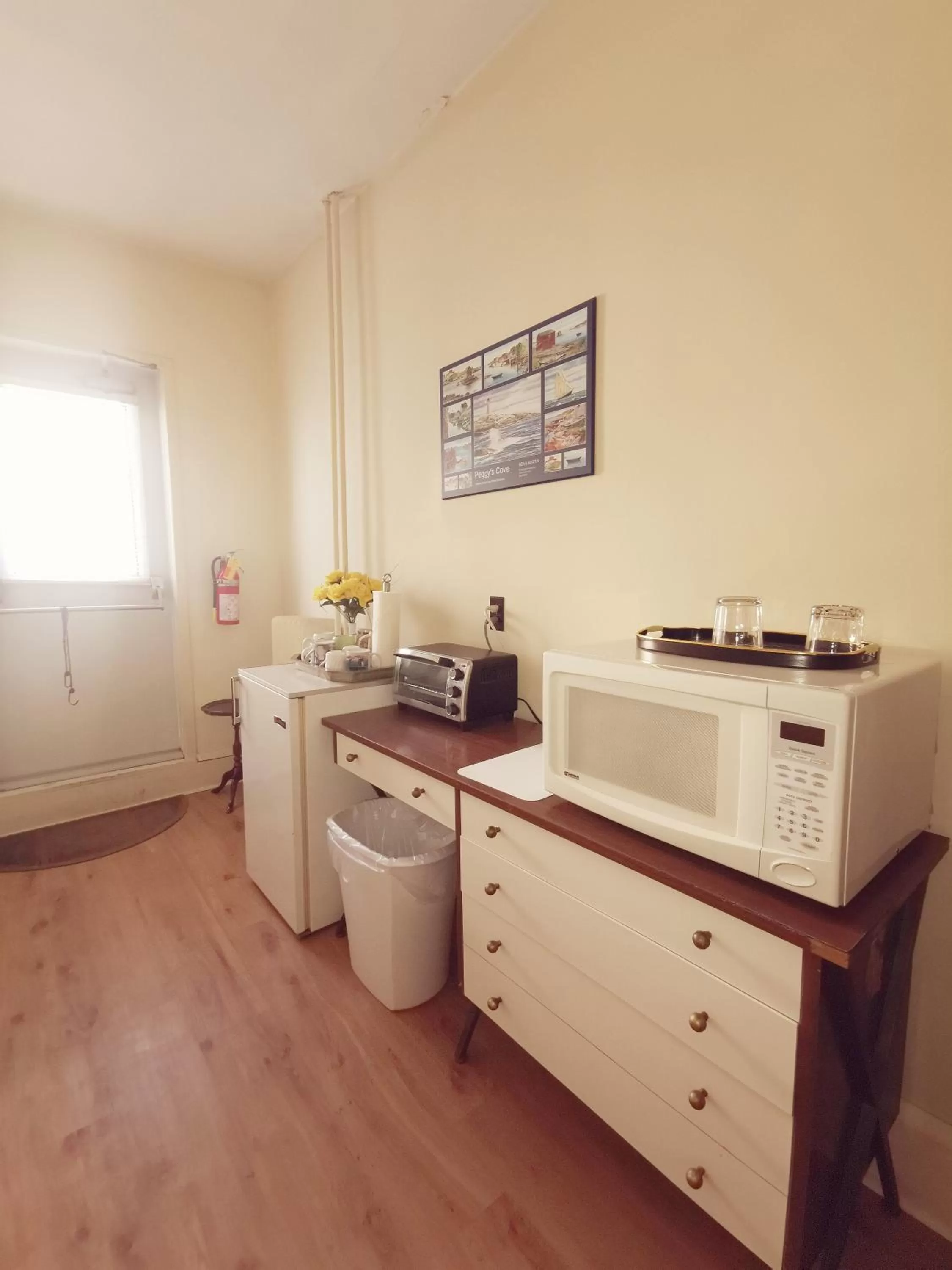 Kitchen or kitchenette, Kitchen/Kitchenette in Royal Hotel
