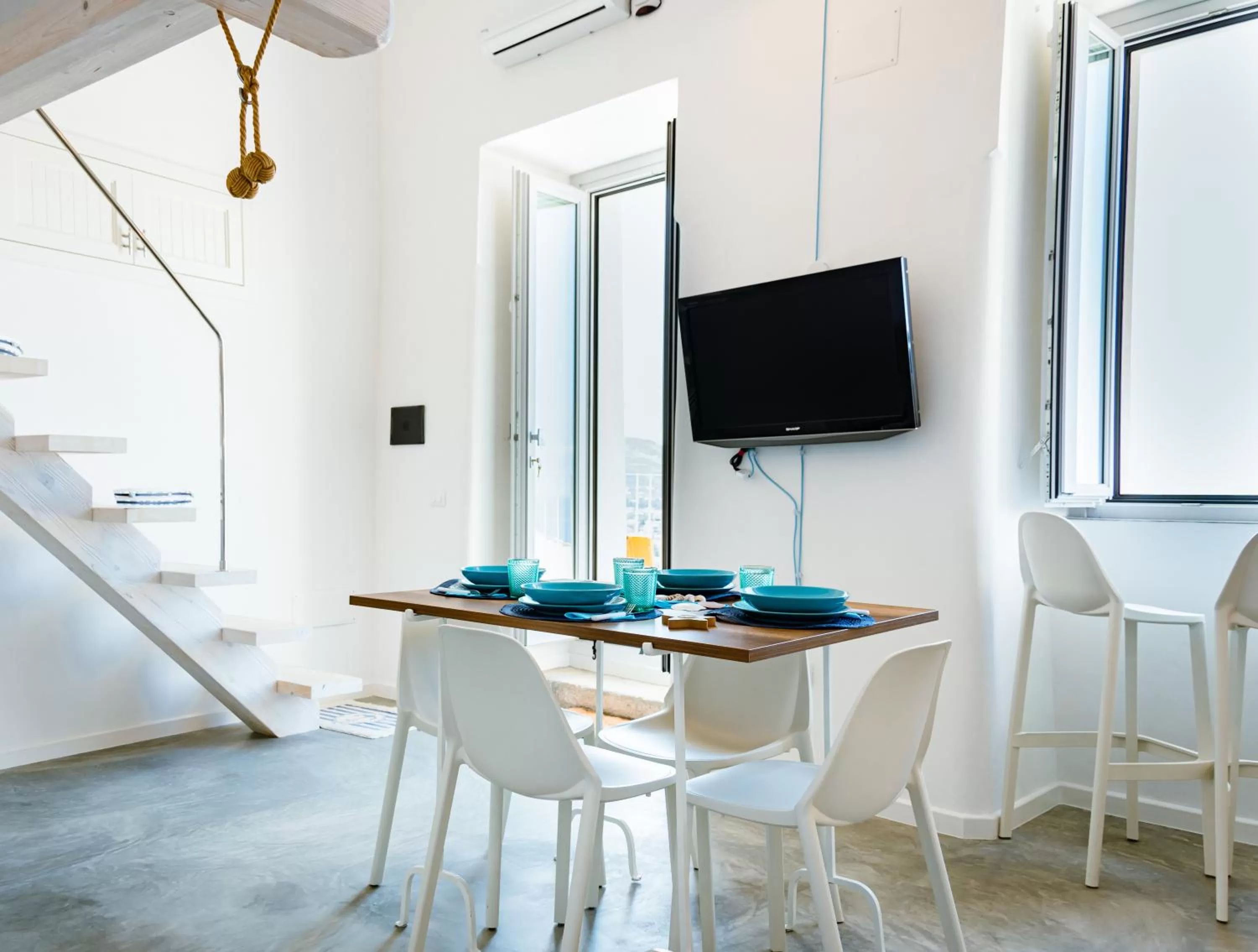 TV/Entertainment Center in Dimora Cavour