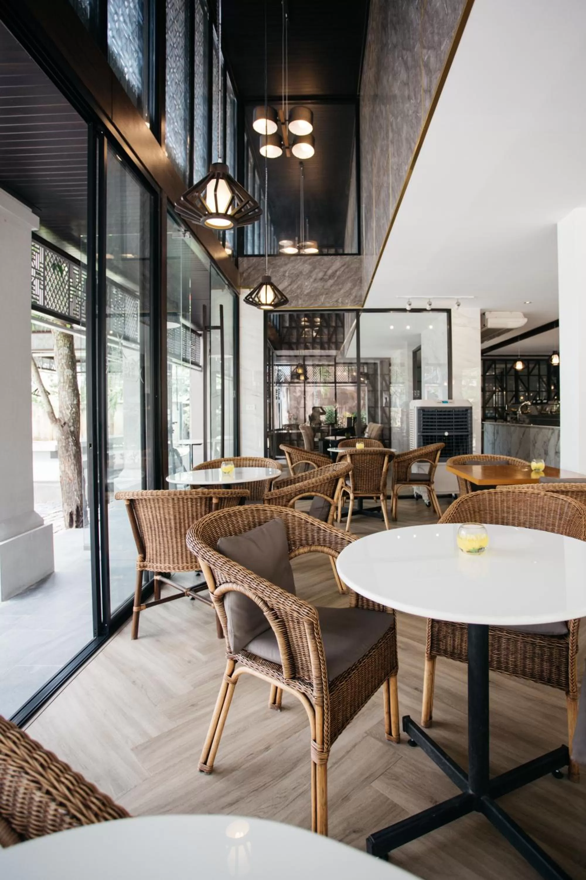 Restaurant/places to eat in Diamond Park Inn Chiangrai & Resort