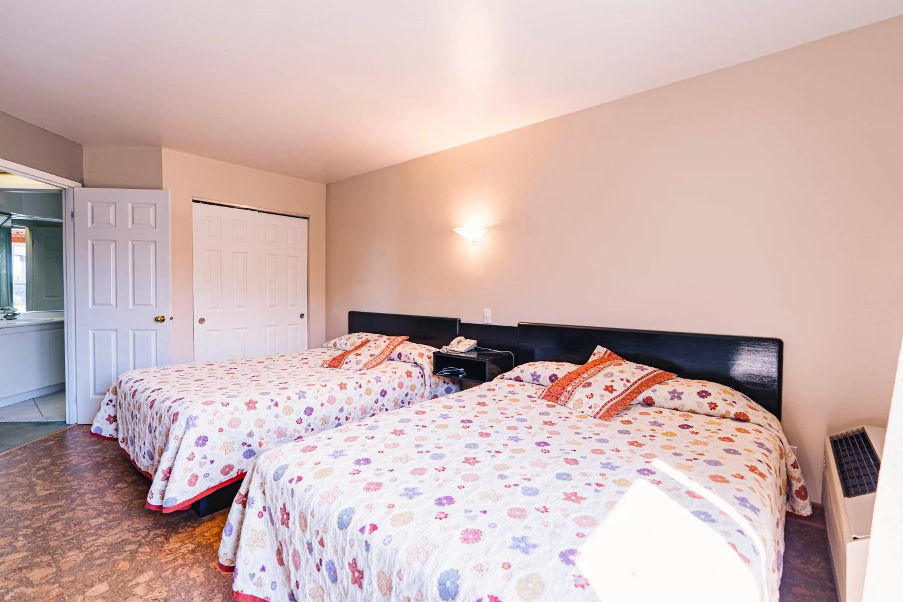 Bed in Auberge Harris