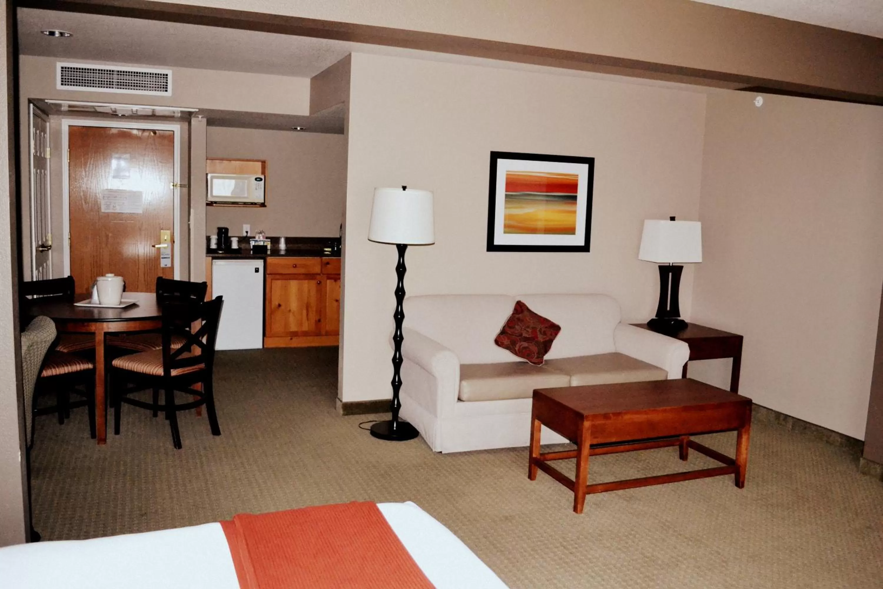 Bedroom, Bed in Holiday Inn Express & Suites Bozeman West by IHG