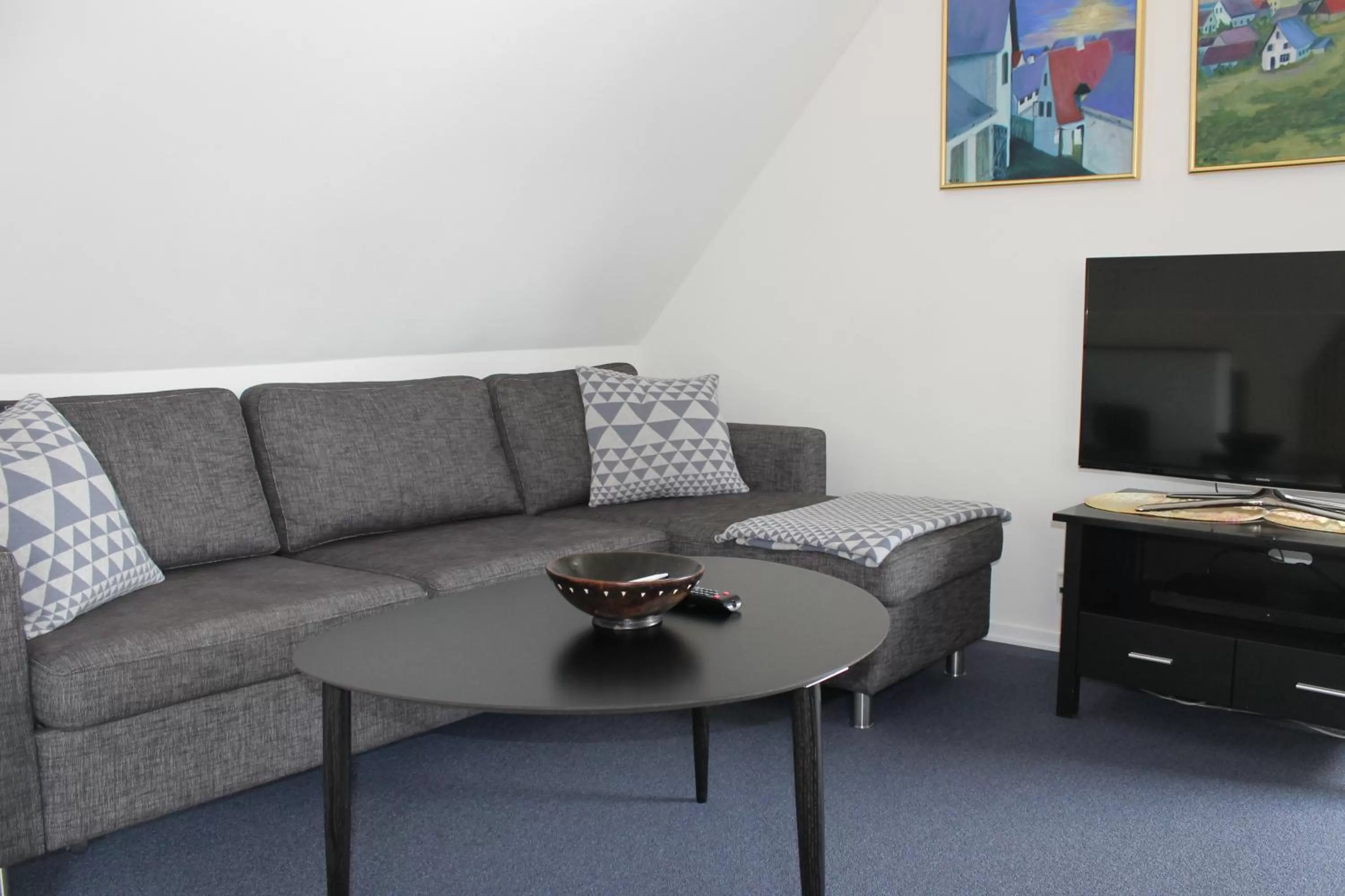 TV and multimedia in Amalie Bed and Breakfast & Apartments