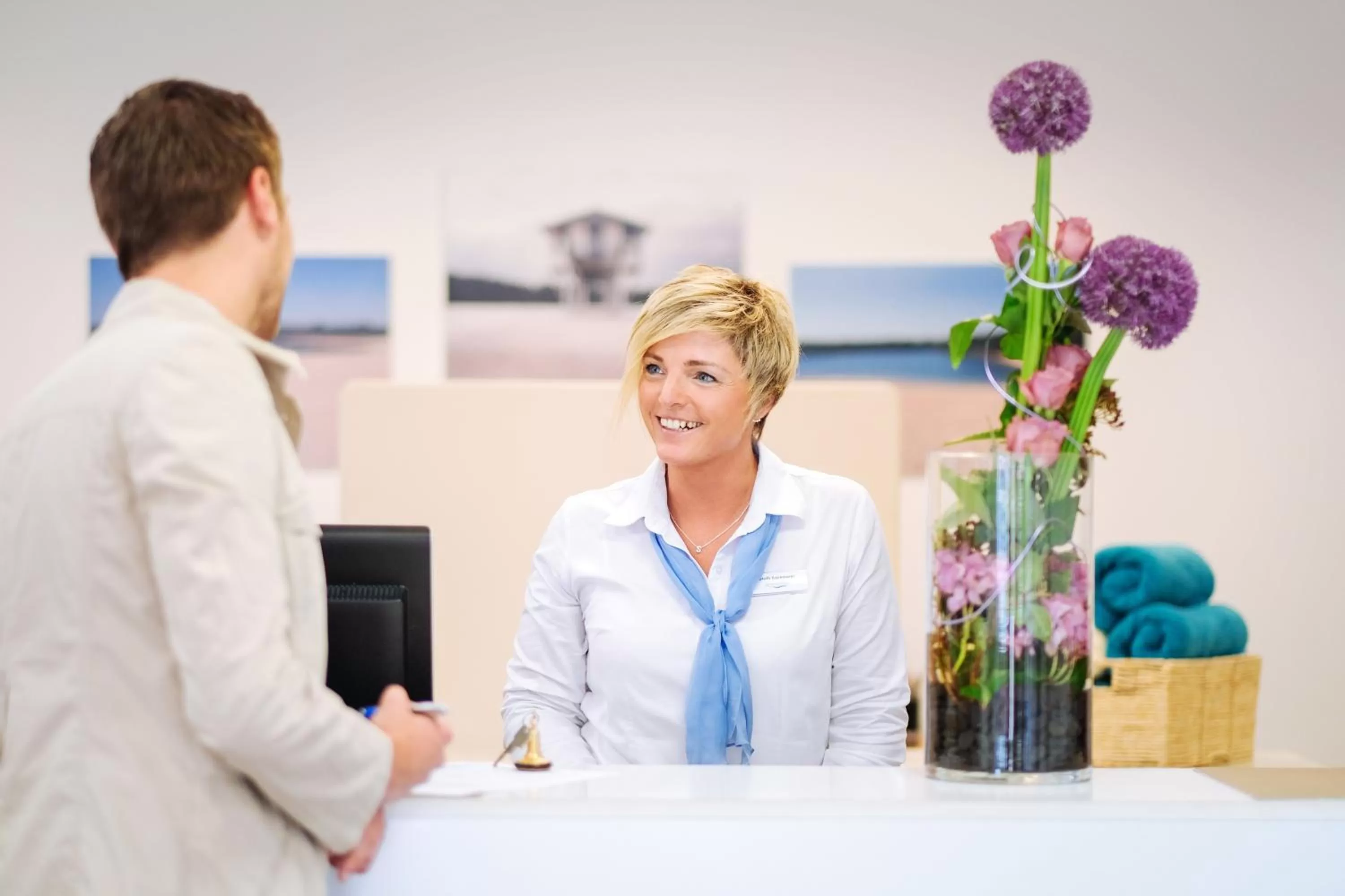 Lobby or reception in Bernsteinsee Hotel&Ferien