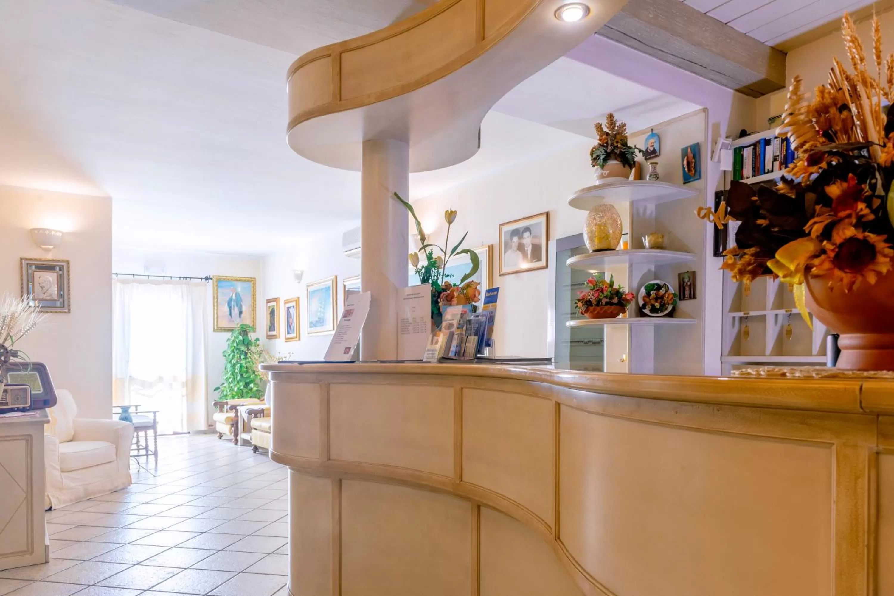 Lobby or reception in Hotel Cavour