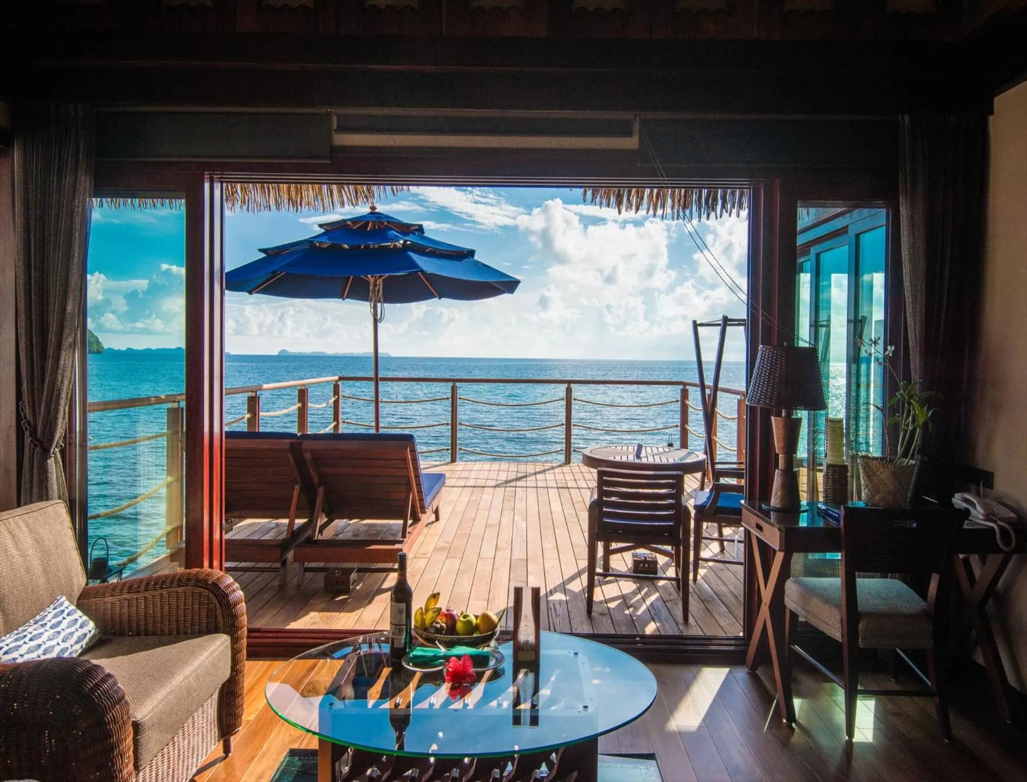 Balcony/Terrace, Restaurant/Places to Eat in Palau Pacific Resort