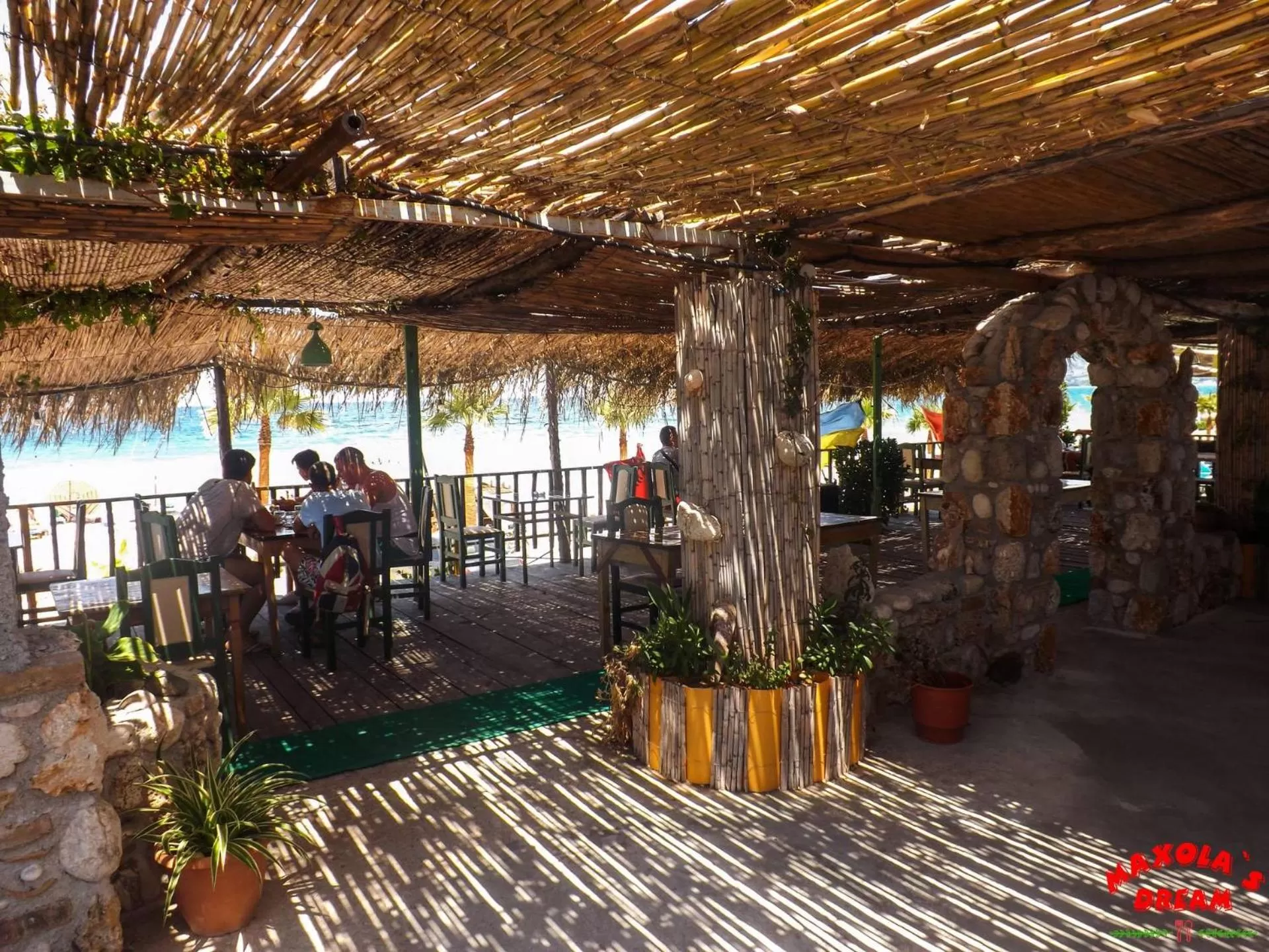 Restaurant/places to eat in Maxola's Dream Orikum