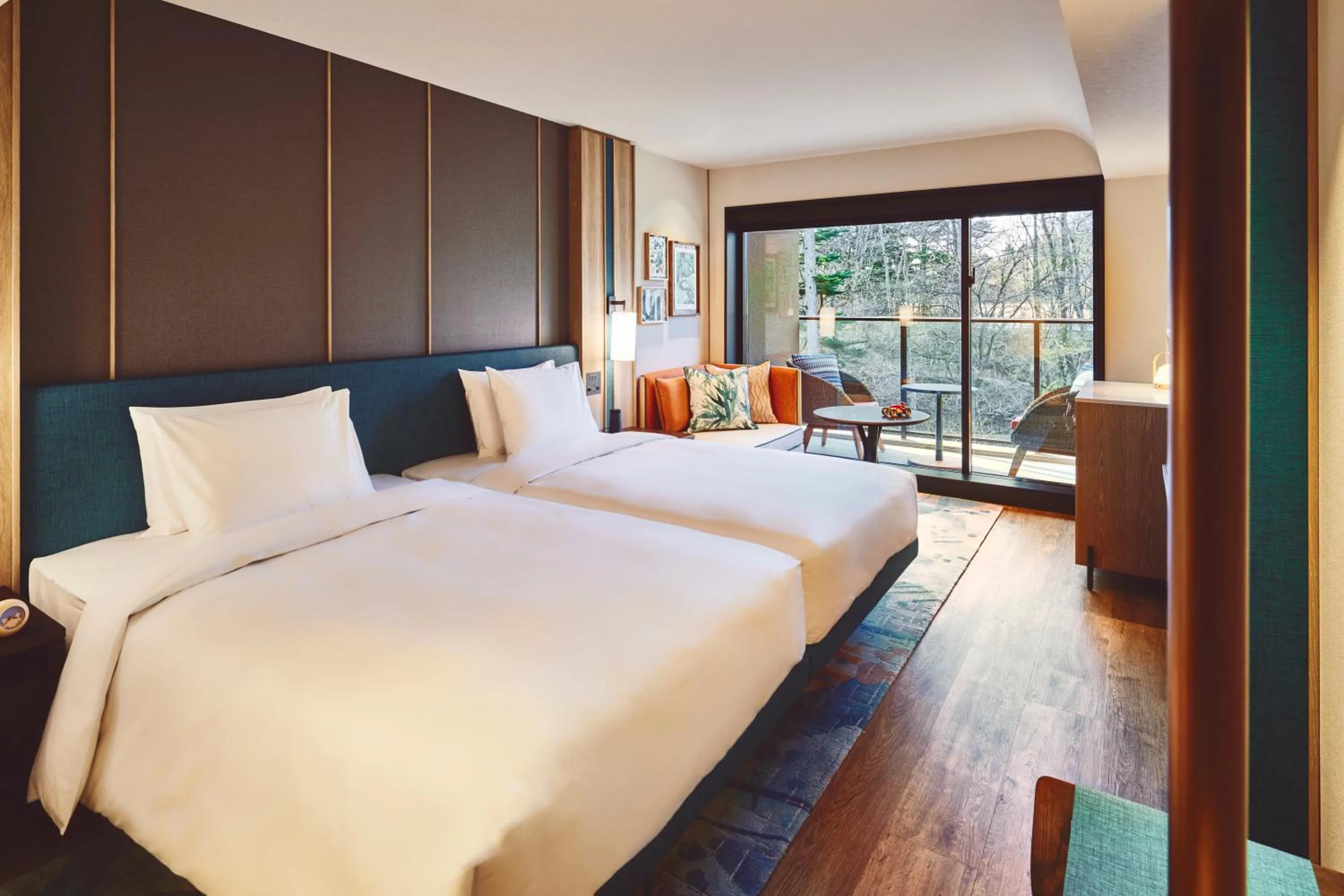 Standard Twin Room with River View and View Bath in Hotel Indigo Karuizawa