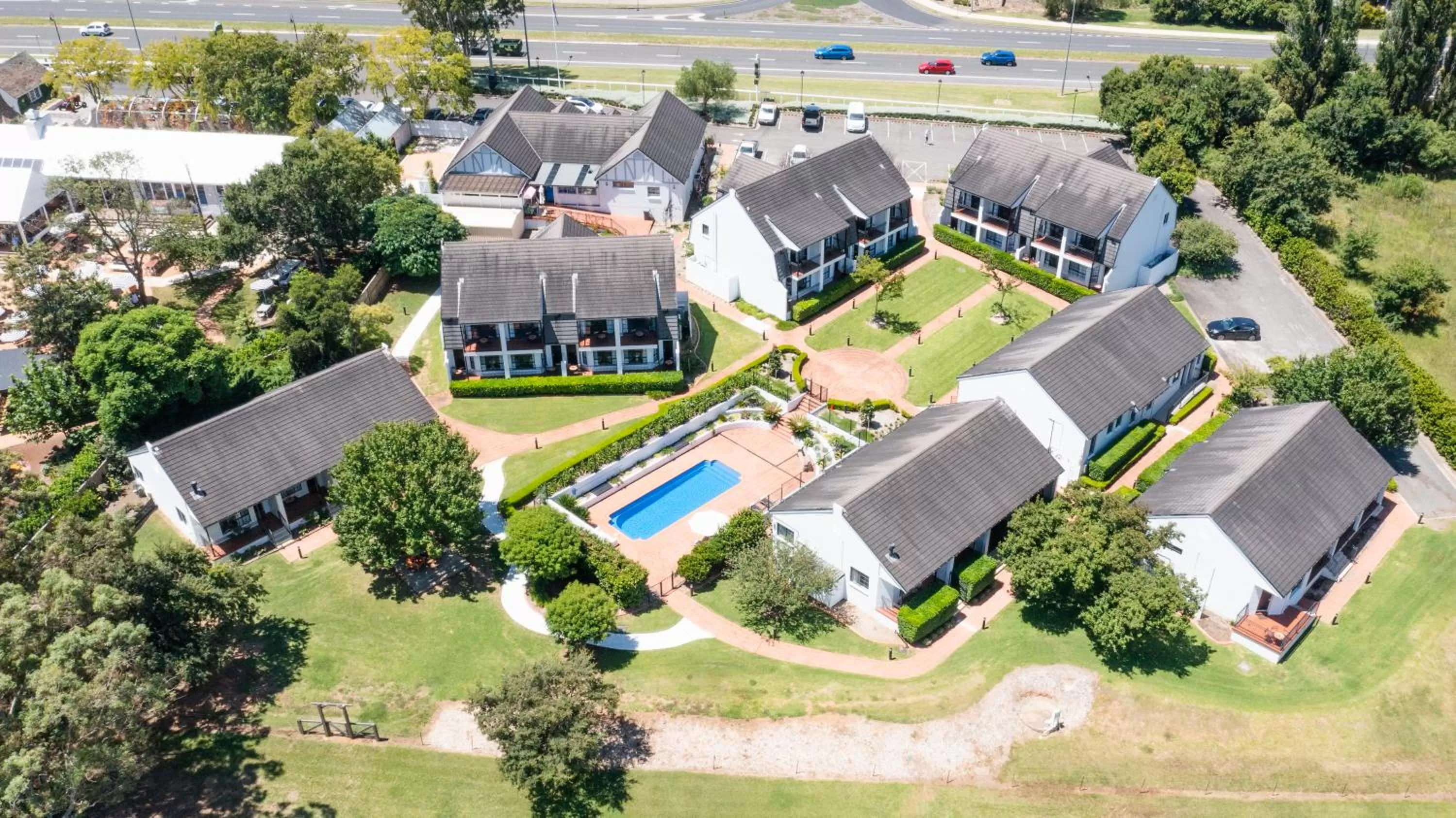 Bird's eye view in Camden Valley Inn