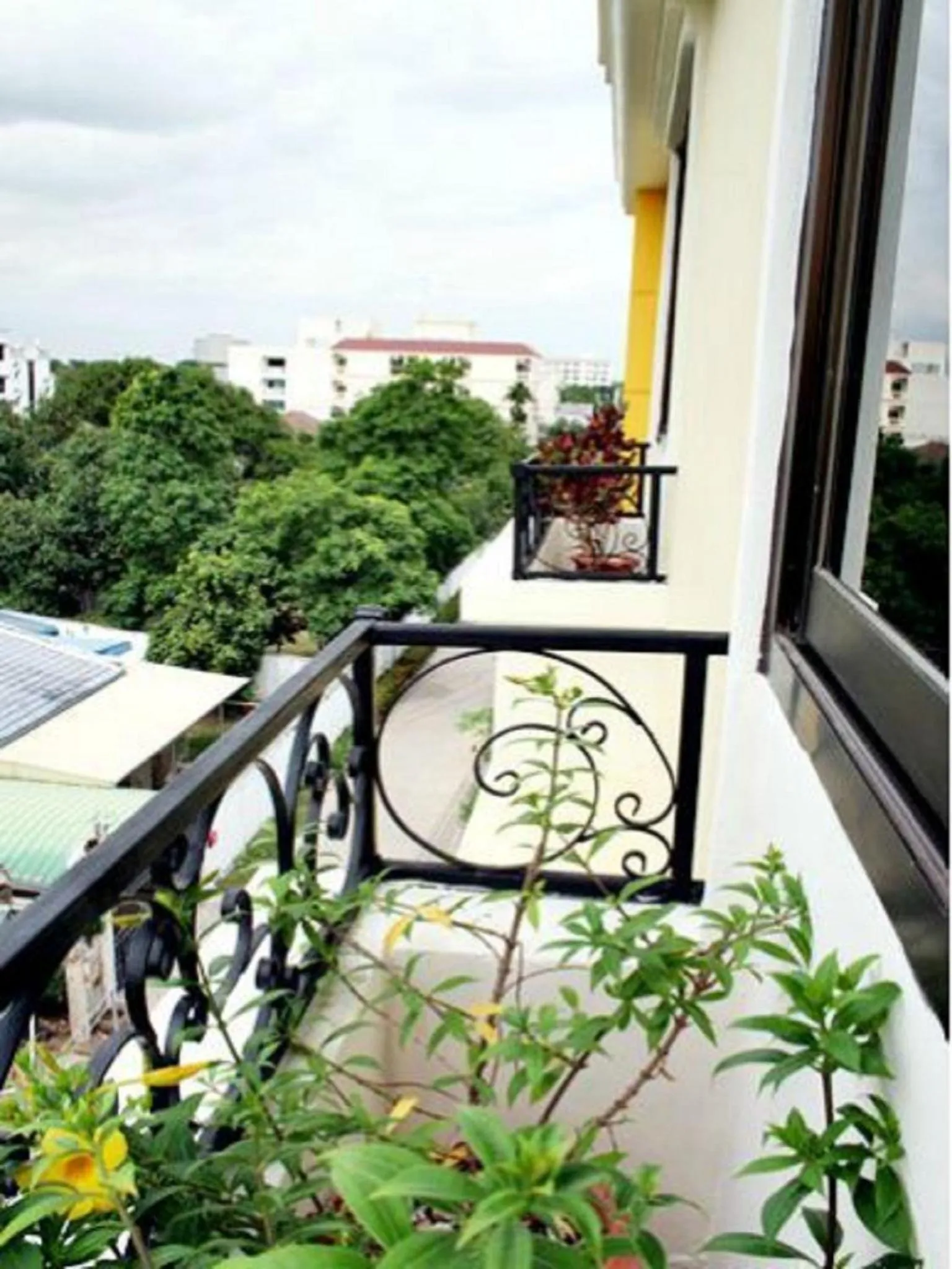 Balcony/Terrace in The European Place