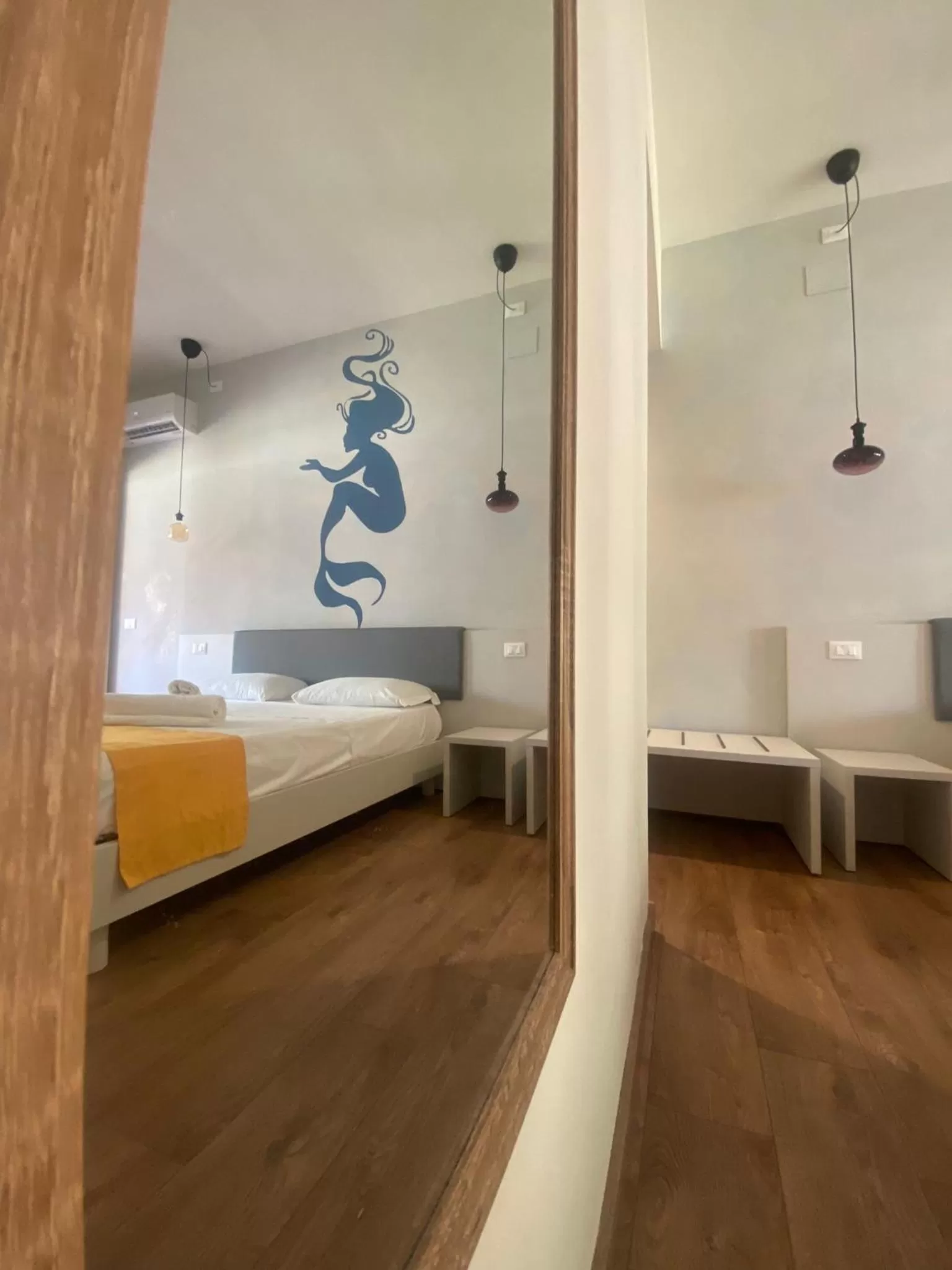 Bed in Sorrento B&amp;D Rooms