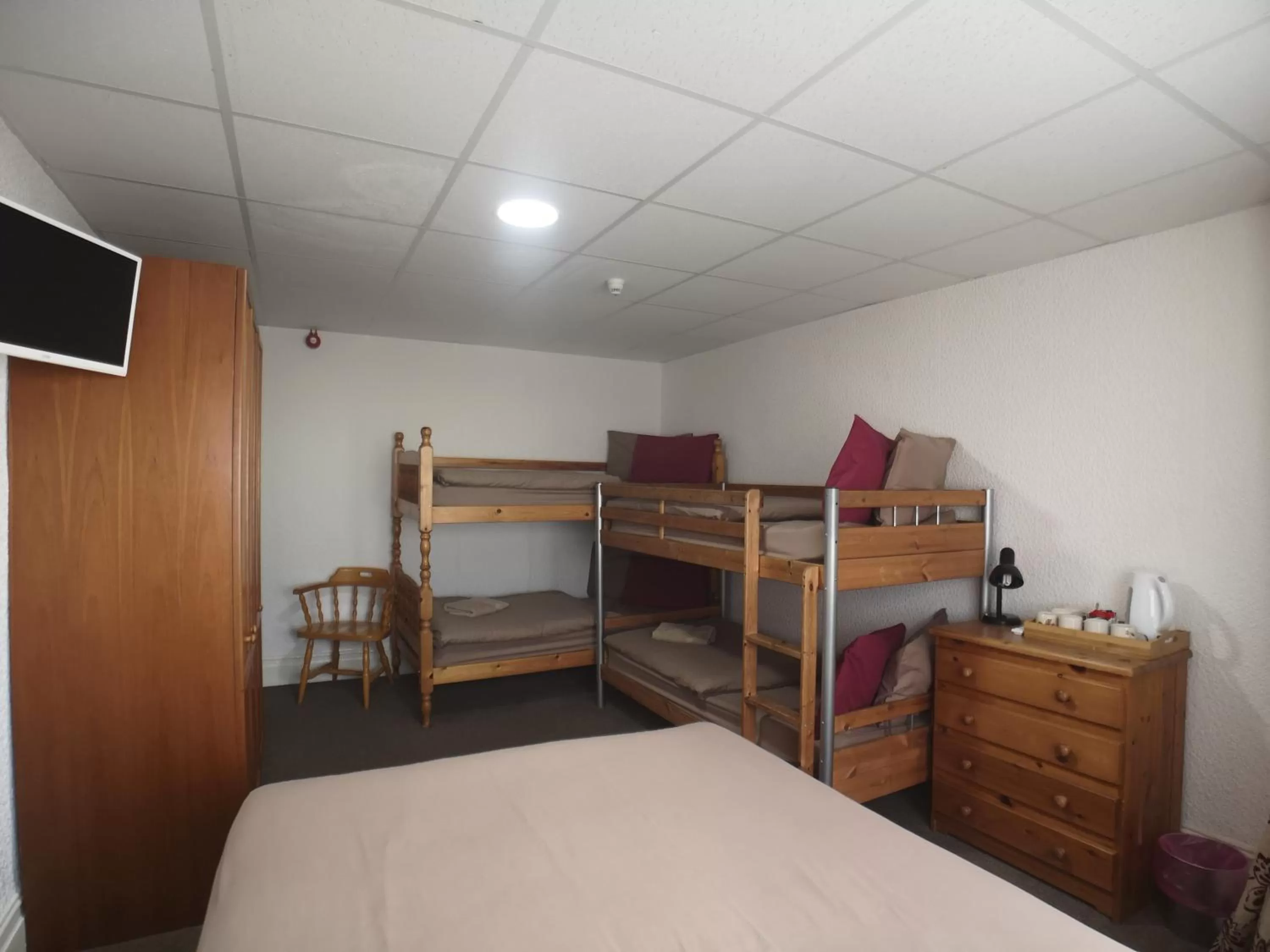 Bed in The Hopton Hotel