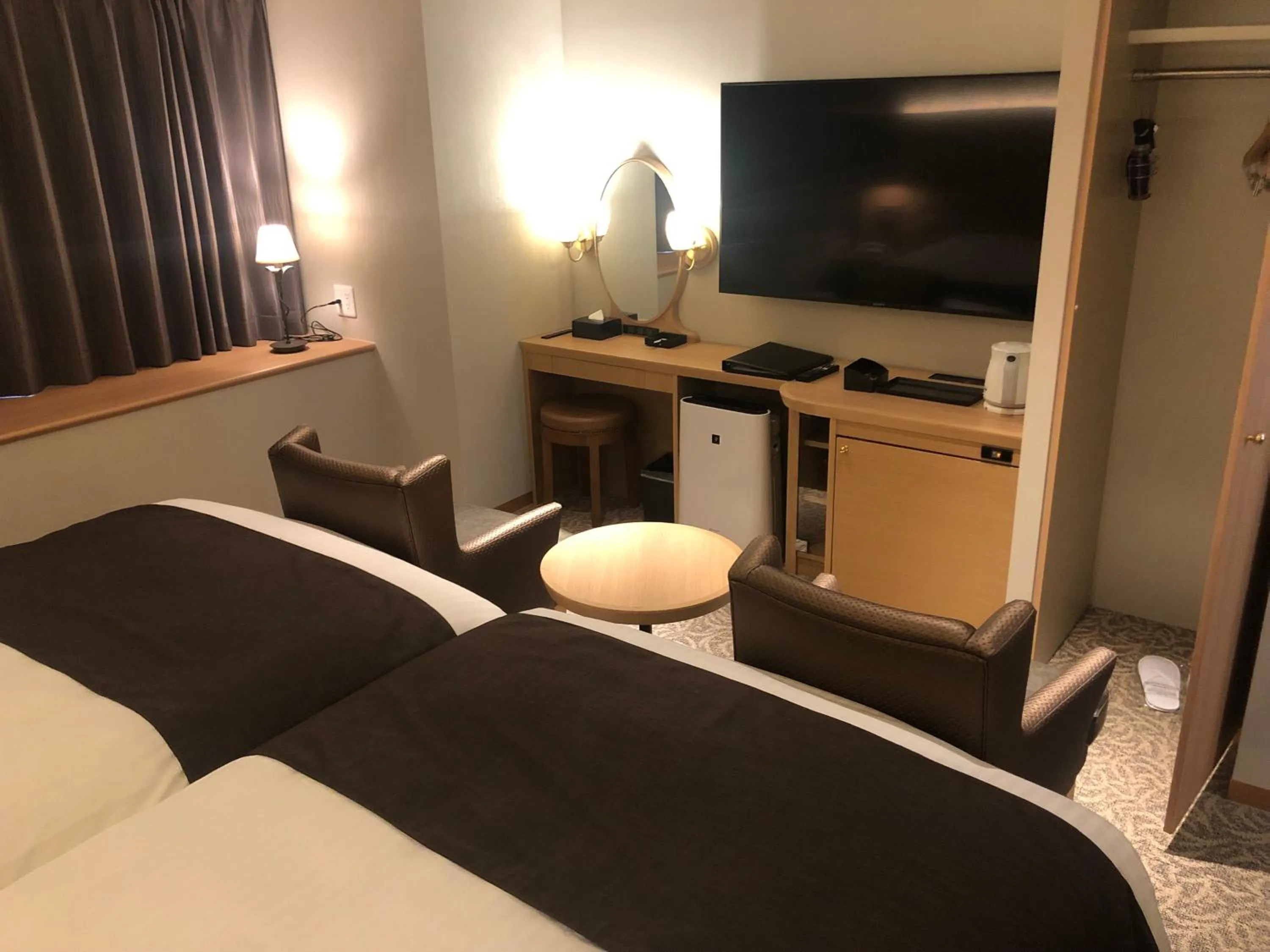 TV and multimedia, Bed in Kobe Luminous Hotel Sannomiya