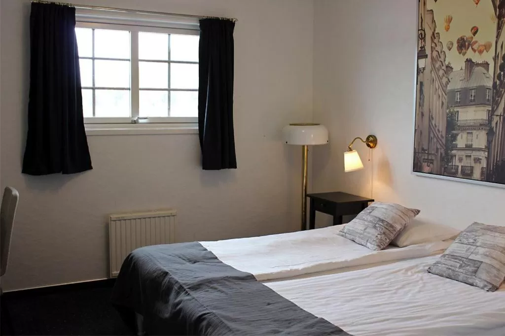 Bed in Rasta Lilla Edet