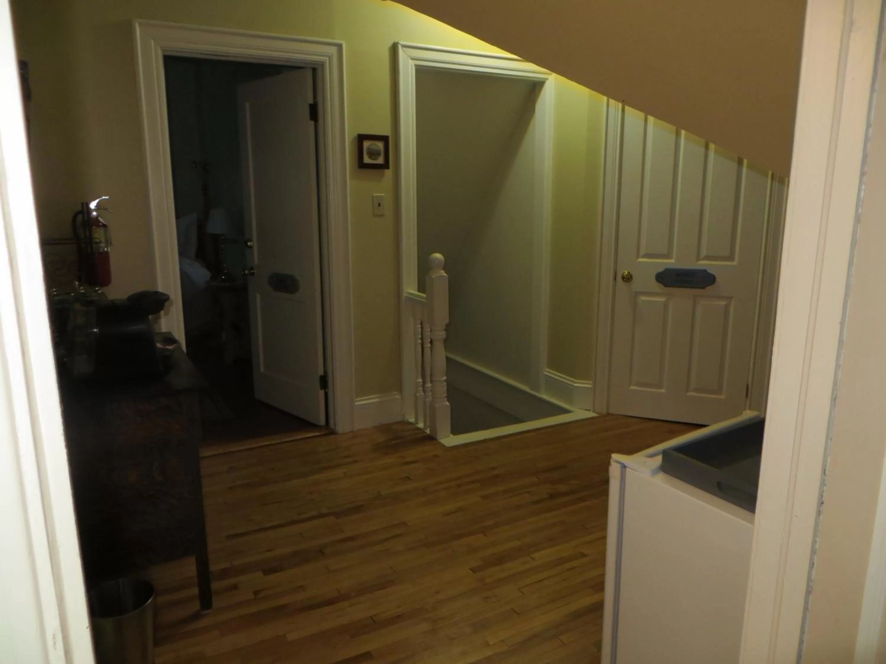 Coffee/tea facilities, Bathroom in Farmhouse Inn B&B