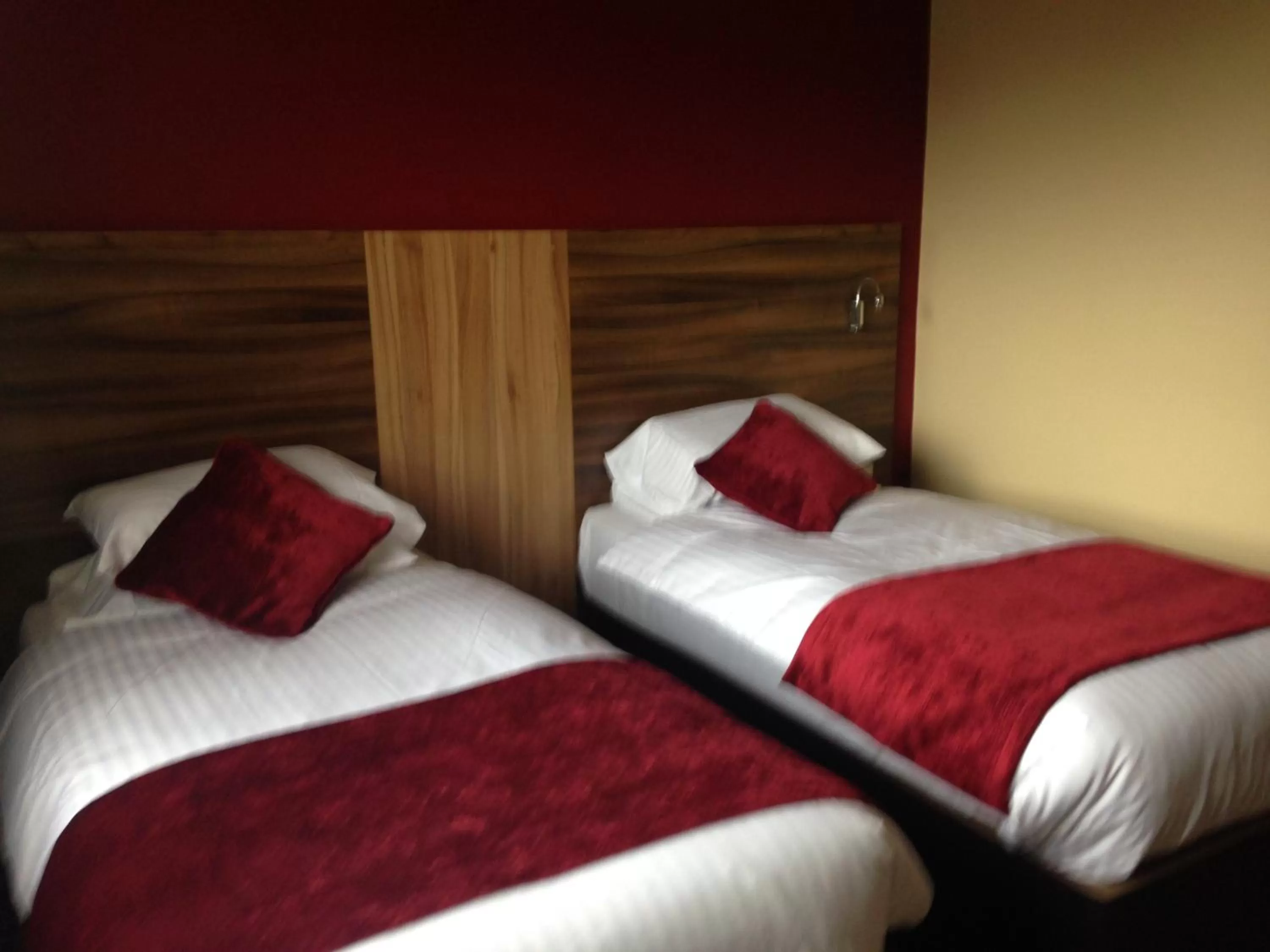 Bed in Mourne Country Hotel