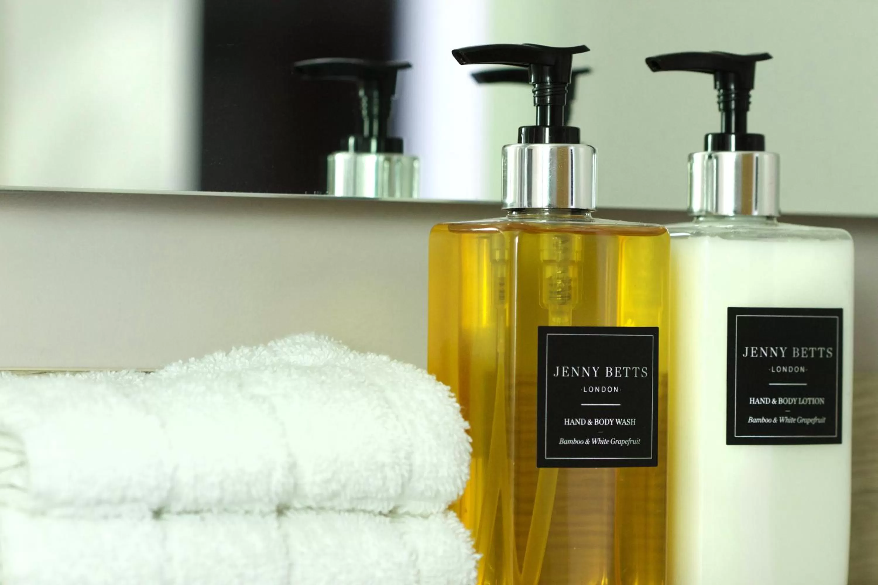 Bathroom in The Kings Arms