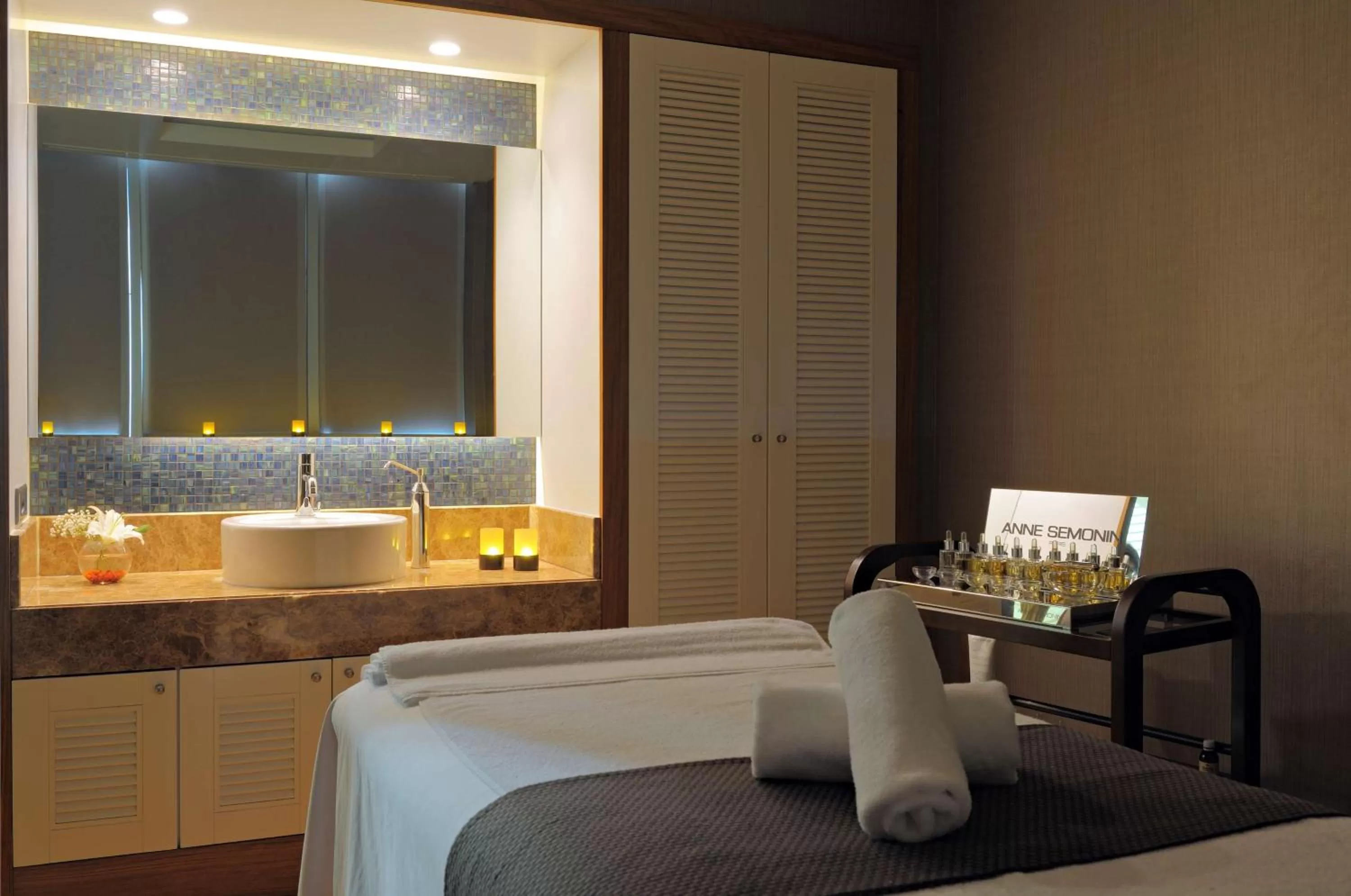 Spa and wellness centre/facilities, Bed in Radisson Blu Hotel Batumi