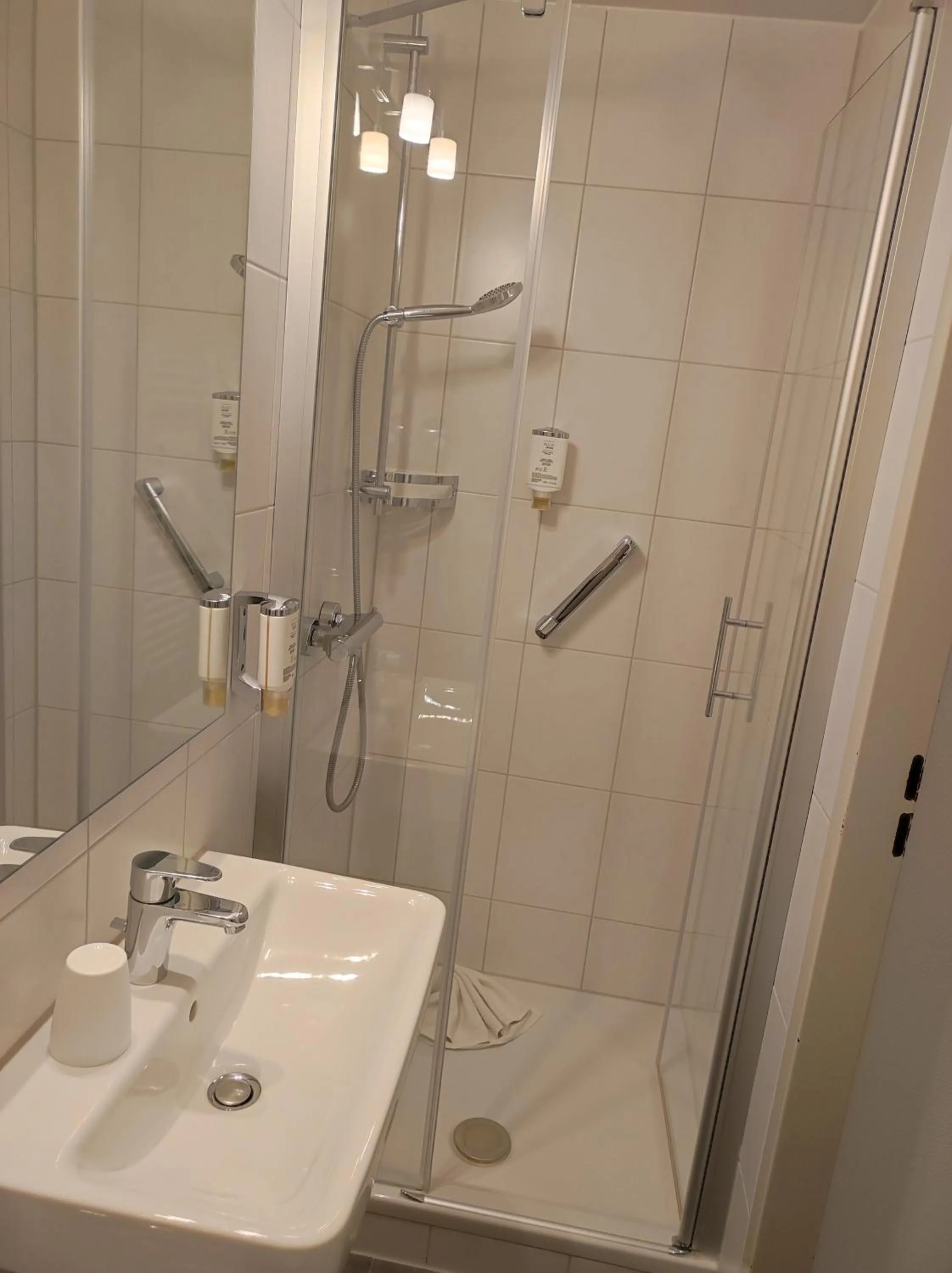 Bathroom in Nordsee Hotel Borkum