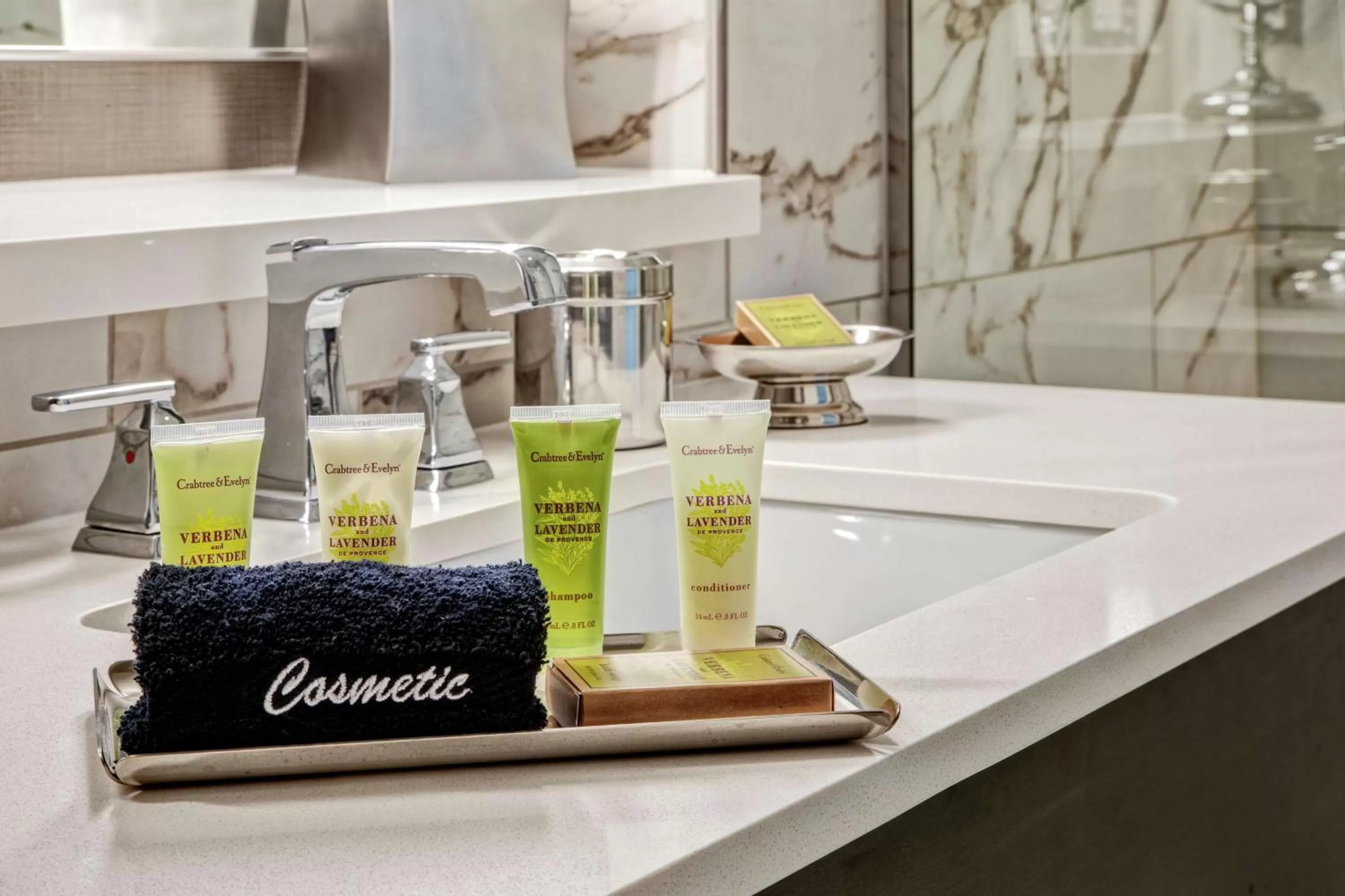 Bathroom in Hilton Nashville Green Hills