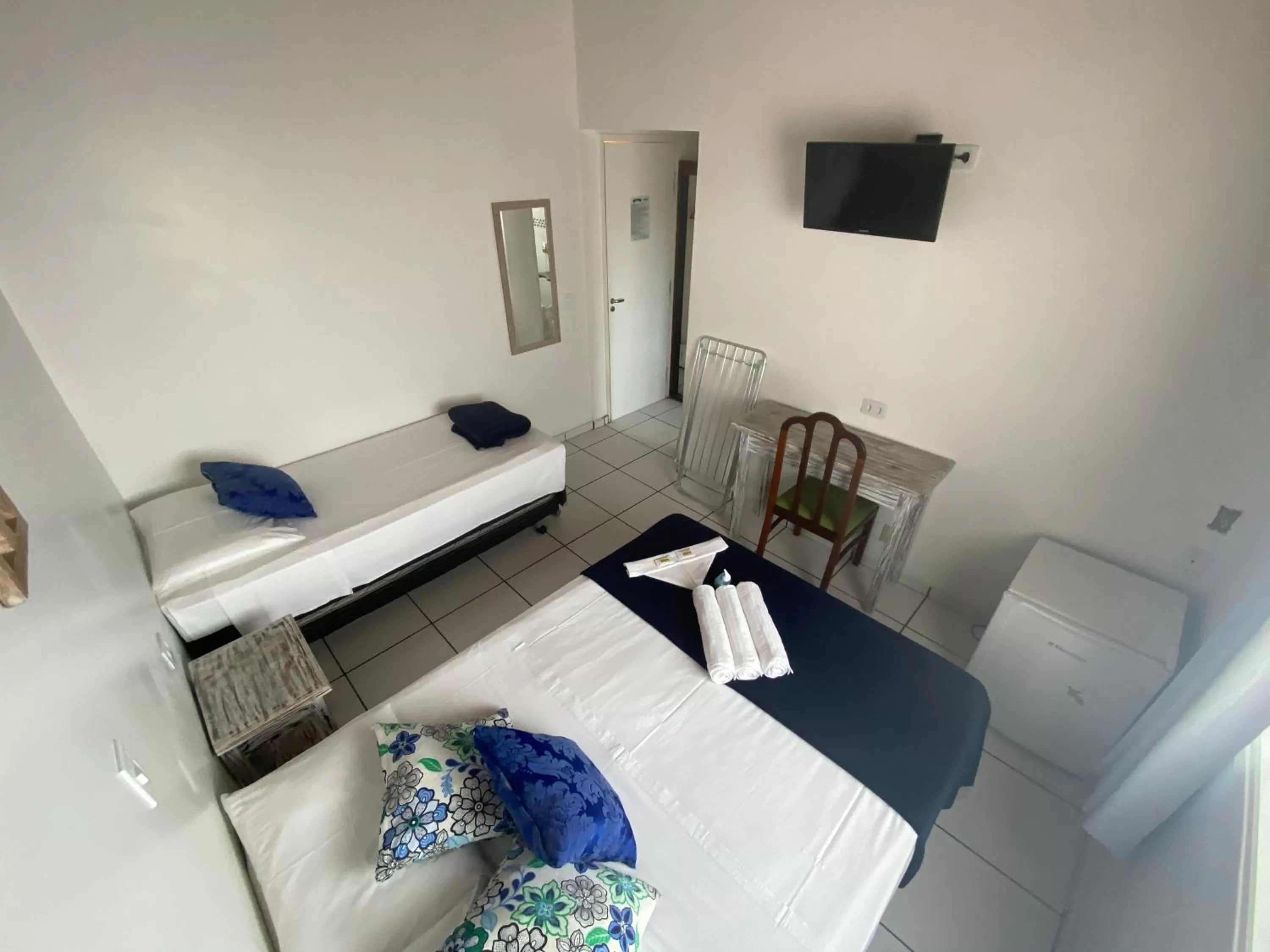 Bedroom, Bed in Hotel e Pousada Pouso54